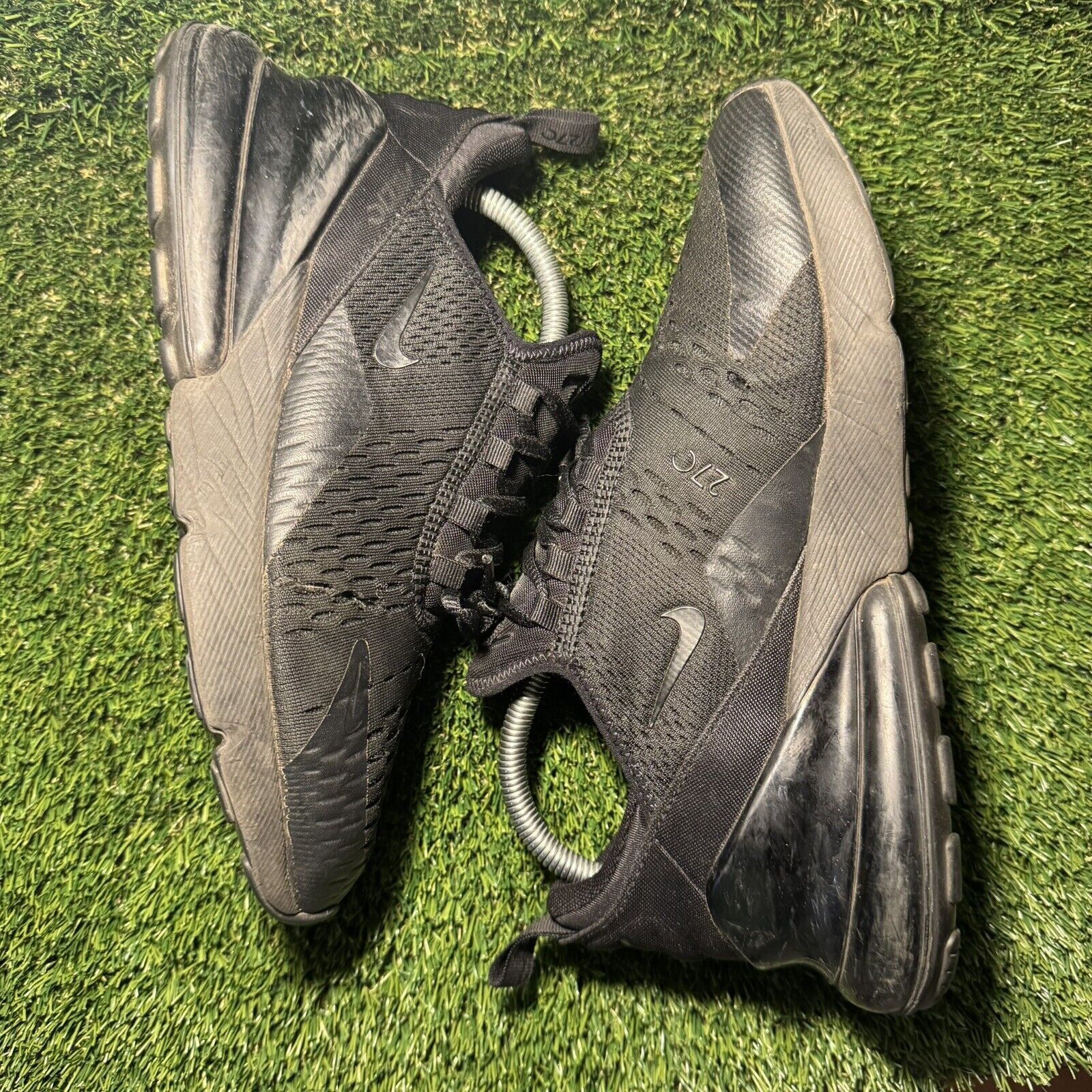 Nike Size 7 (GS) - Nike Air Max 270 Low Triple Black Size US 7 / EU 40 - 4 Thumbnail