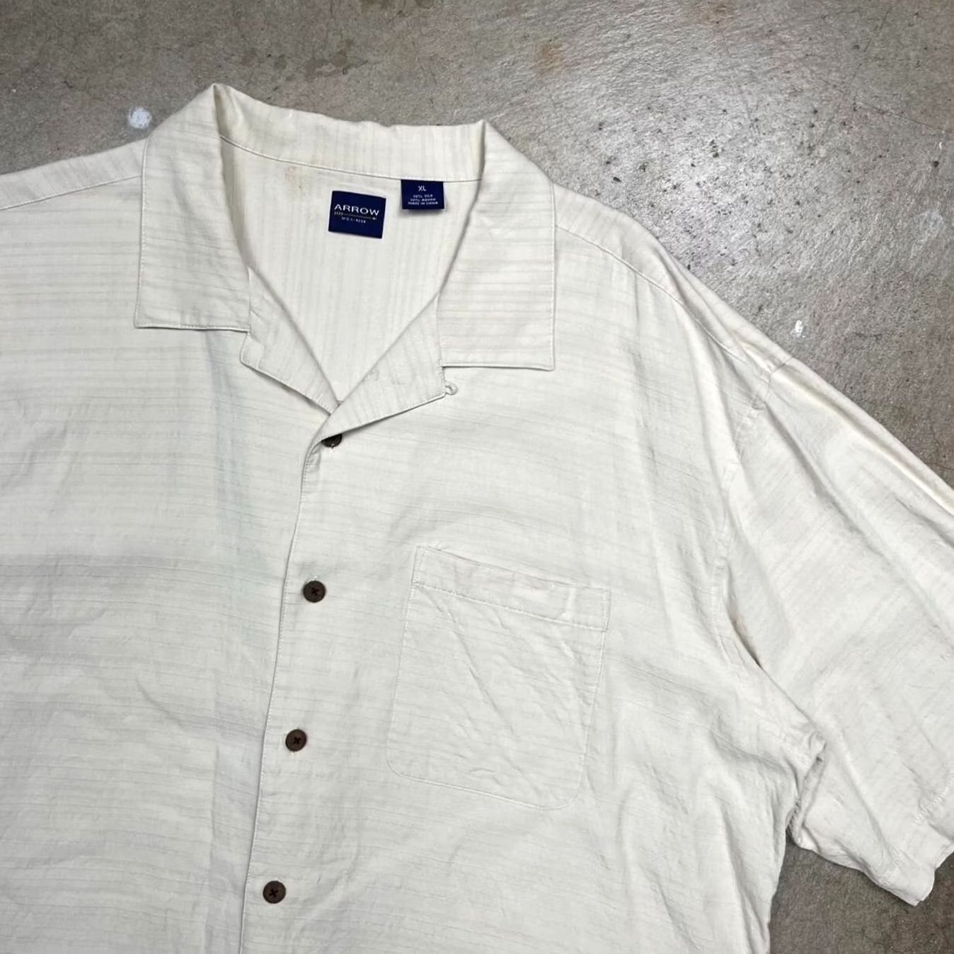 Arrow Arrow Silk Camp Collar shirt mens XL cream short sleeve button loop old preppy Size US XL / EU 56 / 4 - 2 Thumbnail