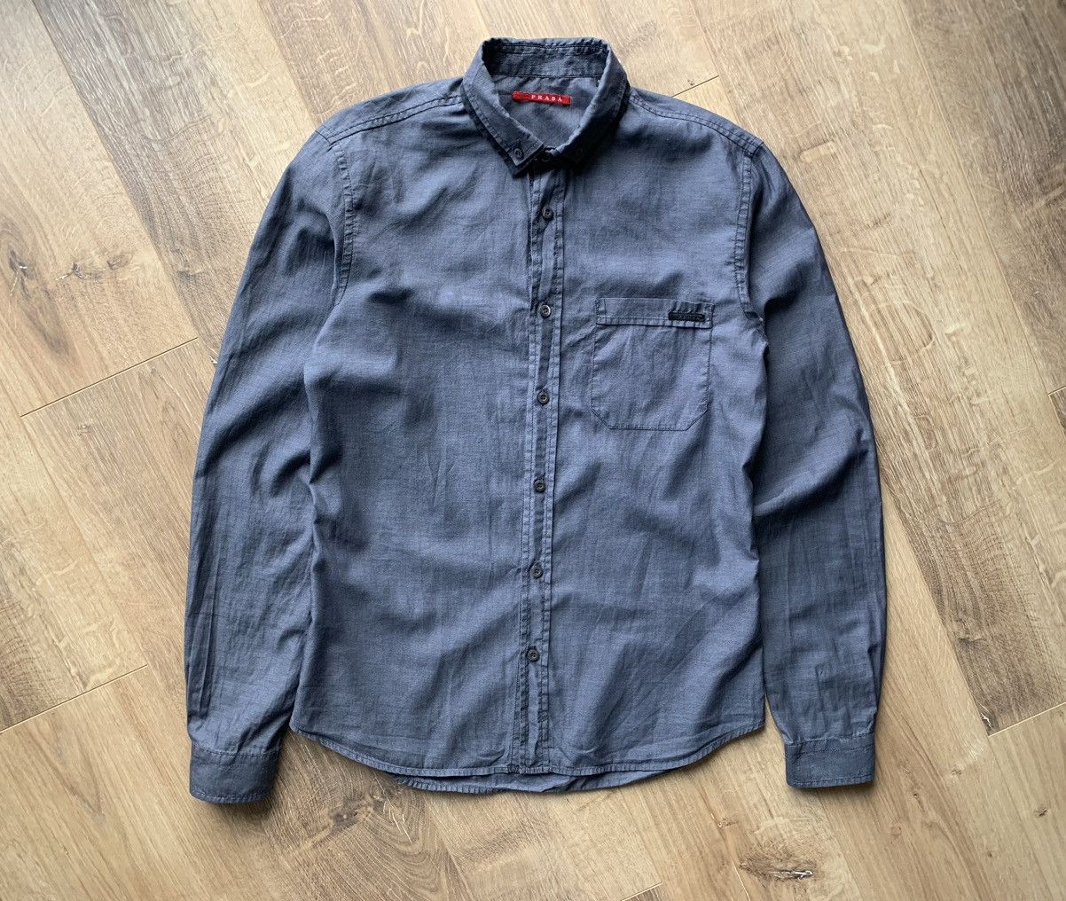 Prada Prada black mini logo shirt Size US S / EU 44-46 / 1 - 1 Thumbnail