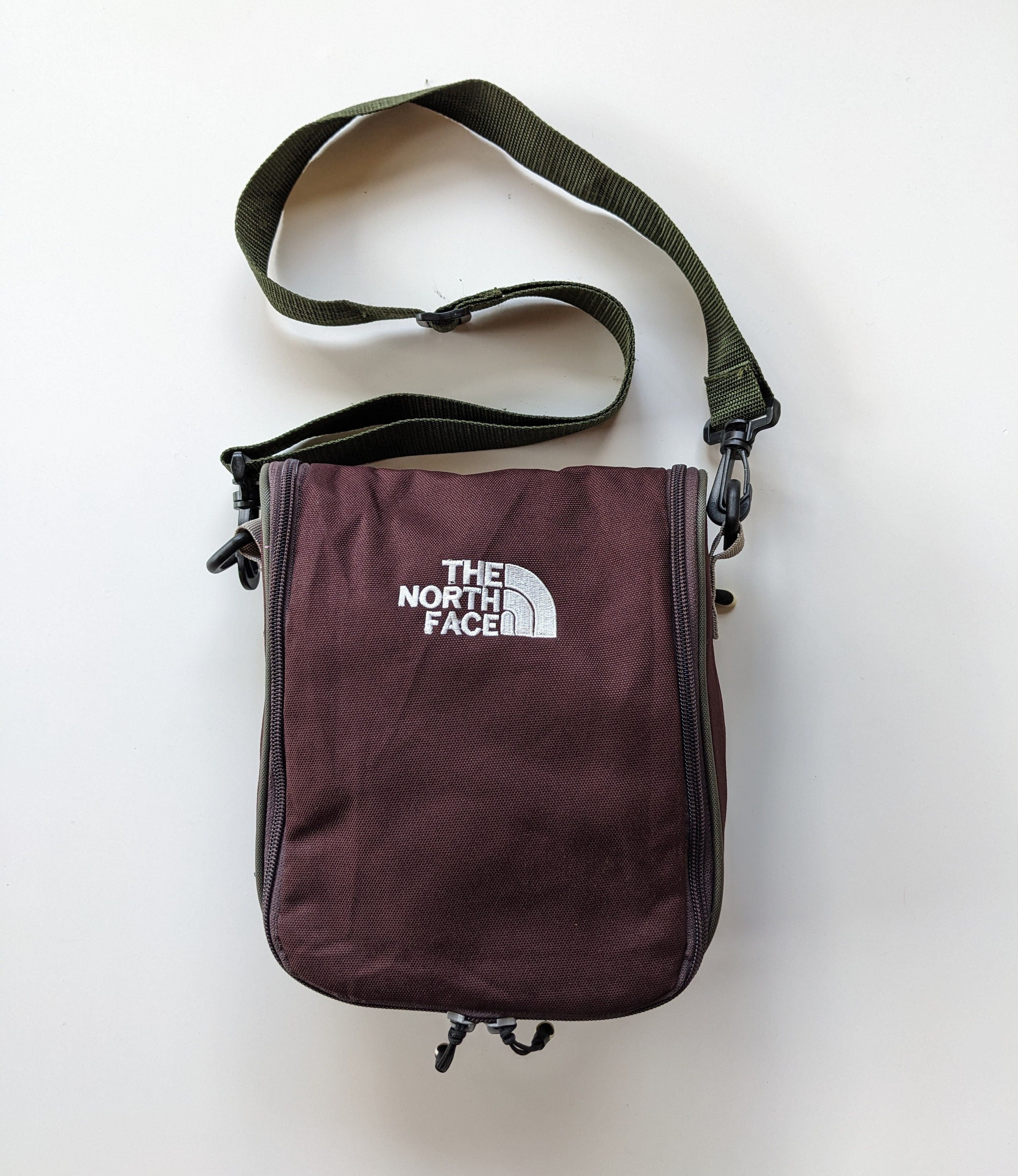 The North Face The North Face Berkeley sling bag Grailed