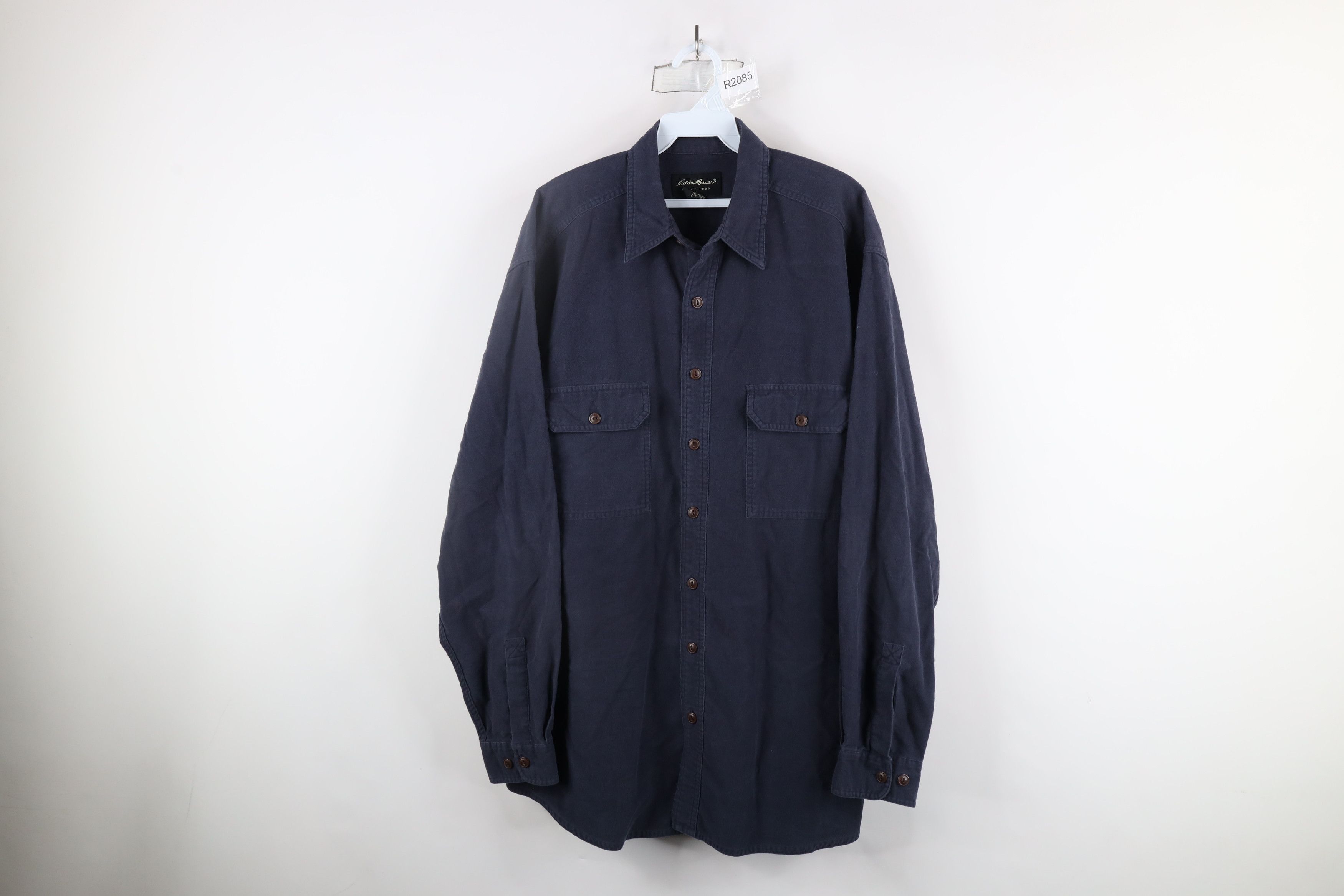 Eddie Bauer × Vintage Vintage 90s Eddie Bauer Chamois Cloth Button Shirt Navy Blue Size US L / EU 52-54 / 3 - 1 Thumbnail