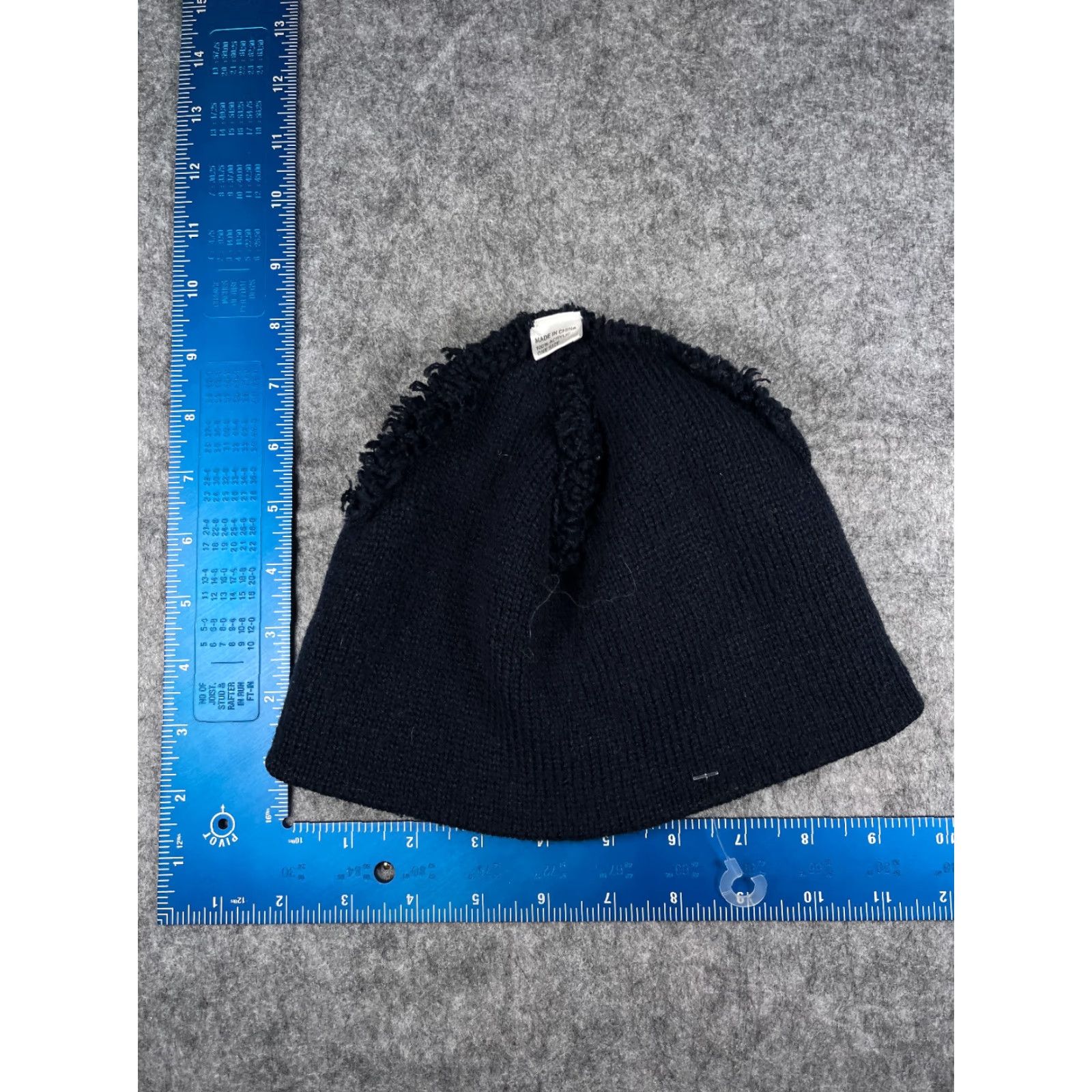 Vintage Unbranded Beanie Hat Adult One Size Dark Navy Blue Knit Acrylic Girl Gender Letter B Size ONE SIZE - 6 Thumbnail