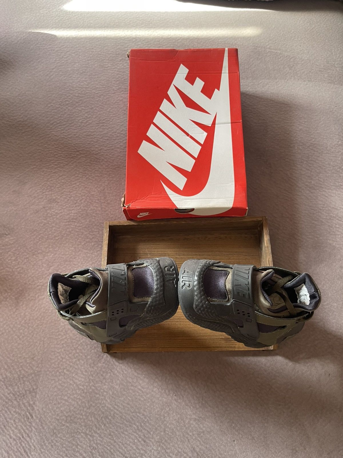 Nike Nike Air Huarache Olive/Black Size US 12 / EU 45 - 2 Thumbnail