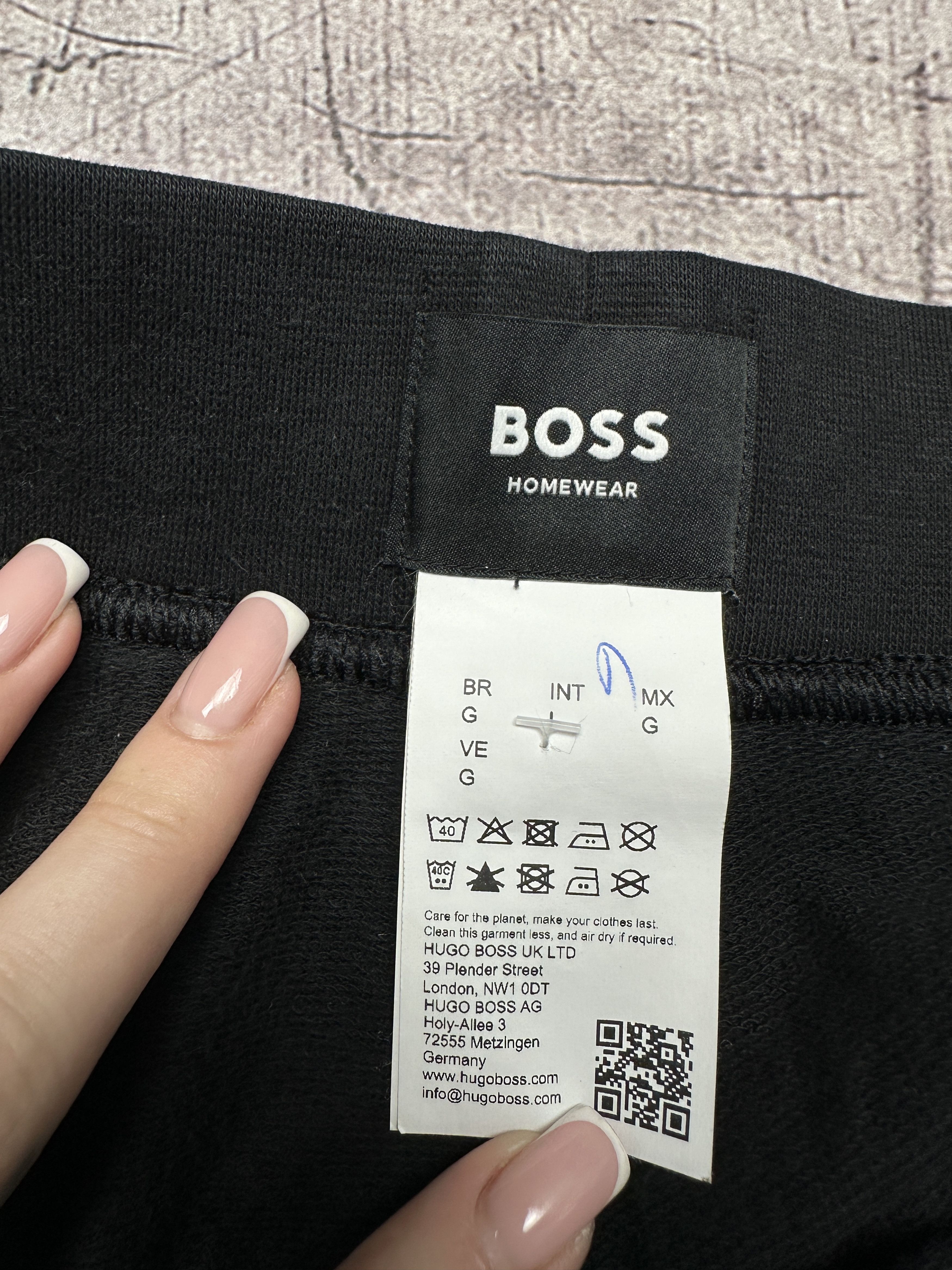 Hugo Boss Hugo Boss Mens Sweatshorts Shorts Size US 34 / EU 50 - 5 Thumbnail