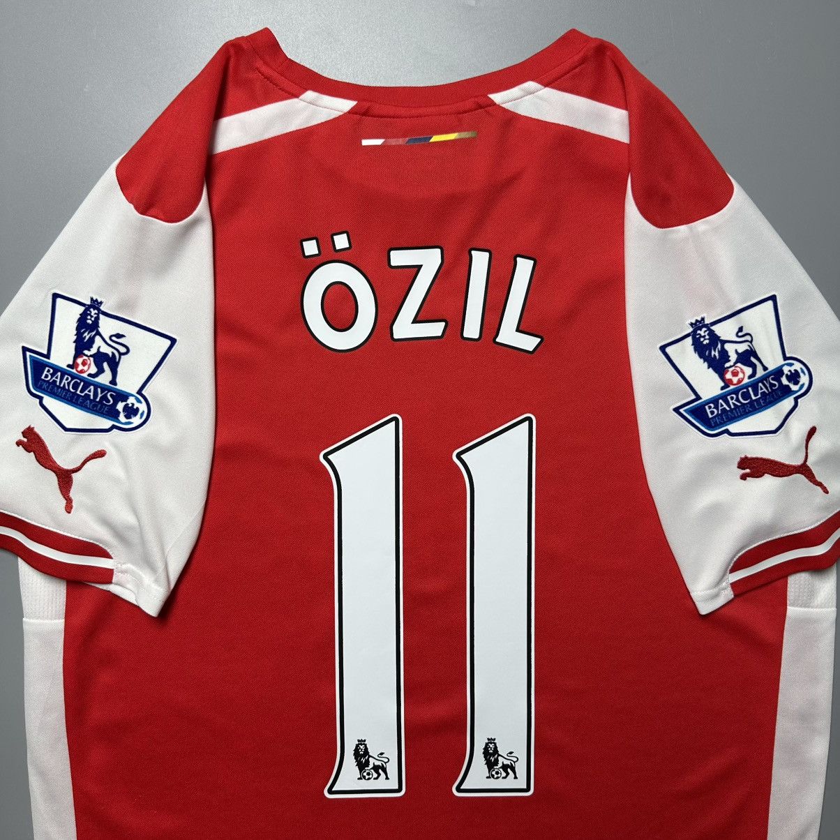 Puma ARSENAL PUMA 2014/2015 FOOTBALL SOCCER HOME JERSEY #11 OZIL Size US M / EU 48-50 / 2 - 10 Thumbnail