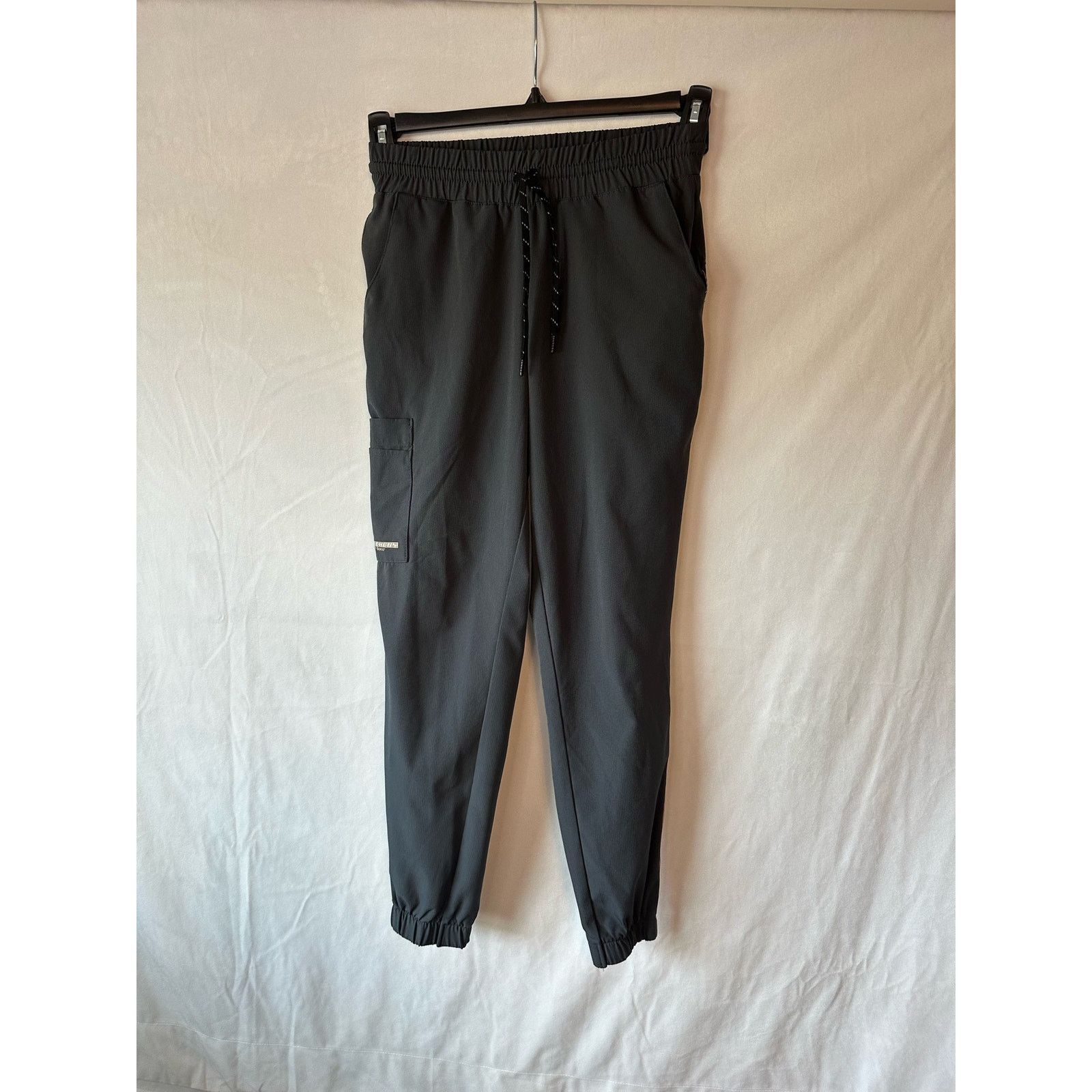 SKECHERS Set of 4 Skechers By Barco Scrub Joggers Cargo Pants Sz XS Size 24" / US 00 / IT 34 - 1 Thumbnail
