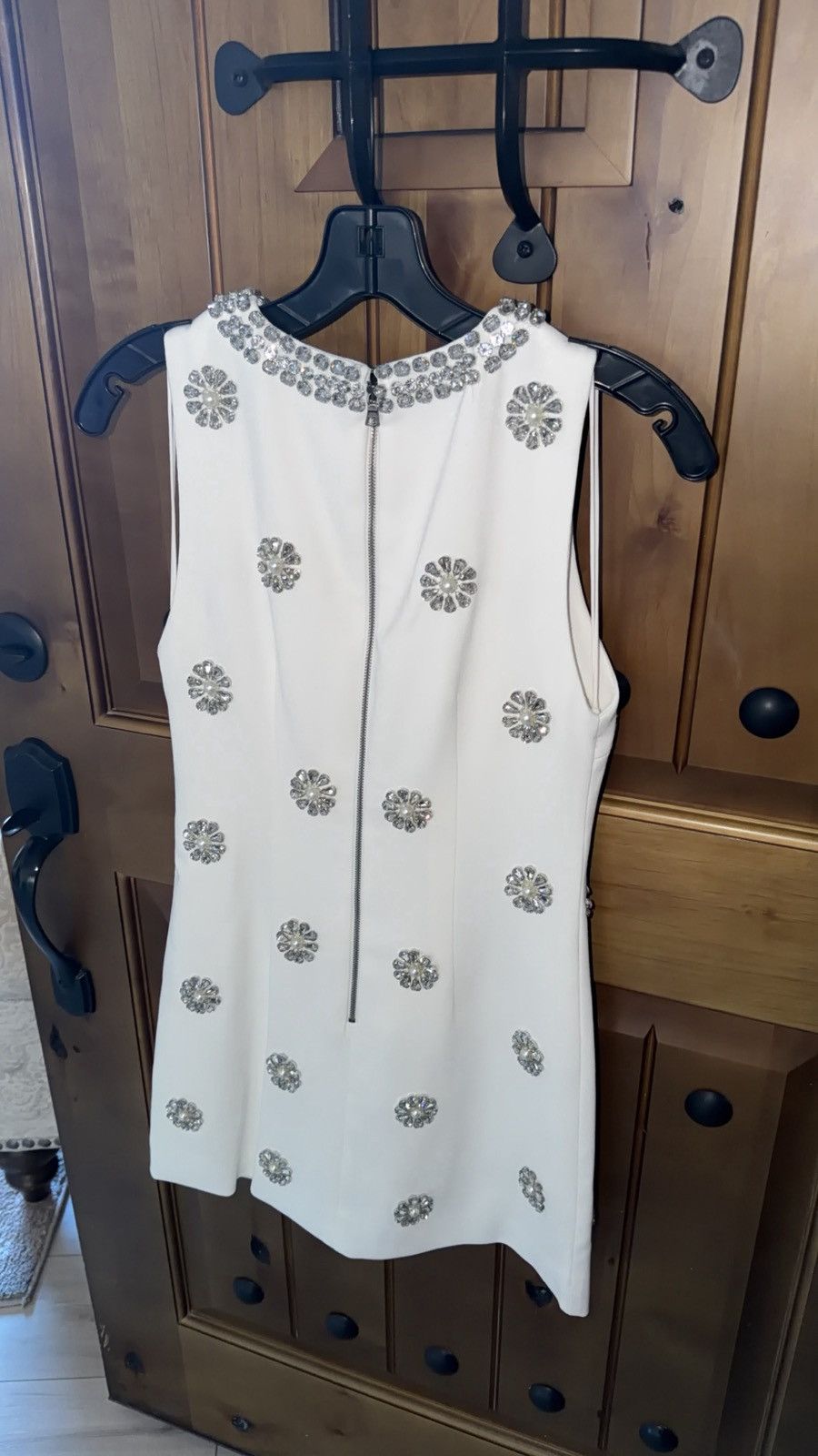 Alice + Olivia ALICE + OLIVIA Clyde Crystal Mini Dress Size XS / US 0-2 / IT 36-38 - 5 Thumbnail
