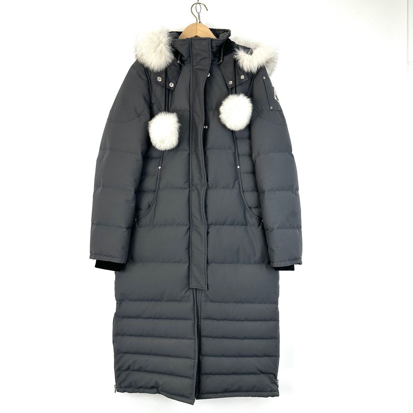 Moose Knuckles Moose Knuckles Gray Long Fitted Fur Collar Down Jacket Size M / US 6-8 / IT 42-44 - 1 Thumbnail