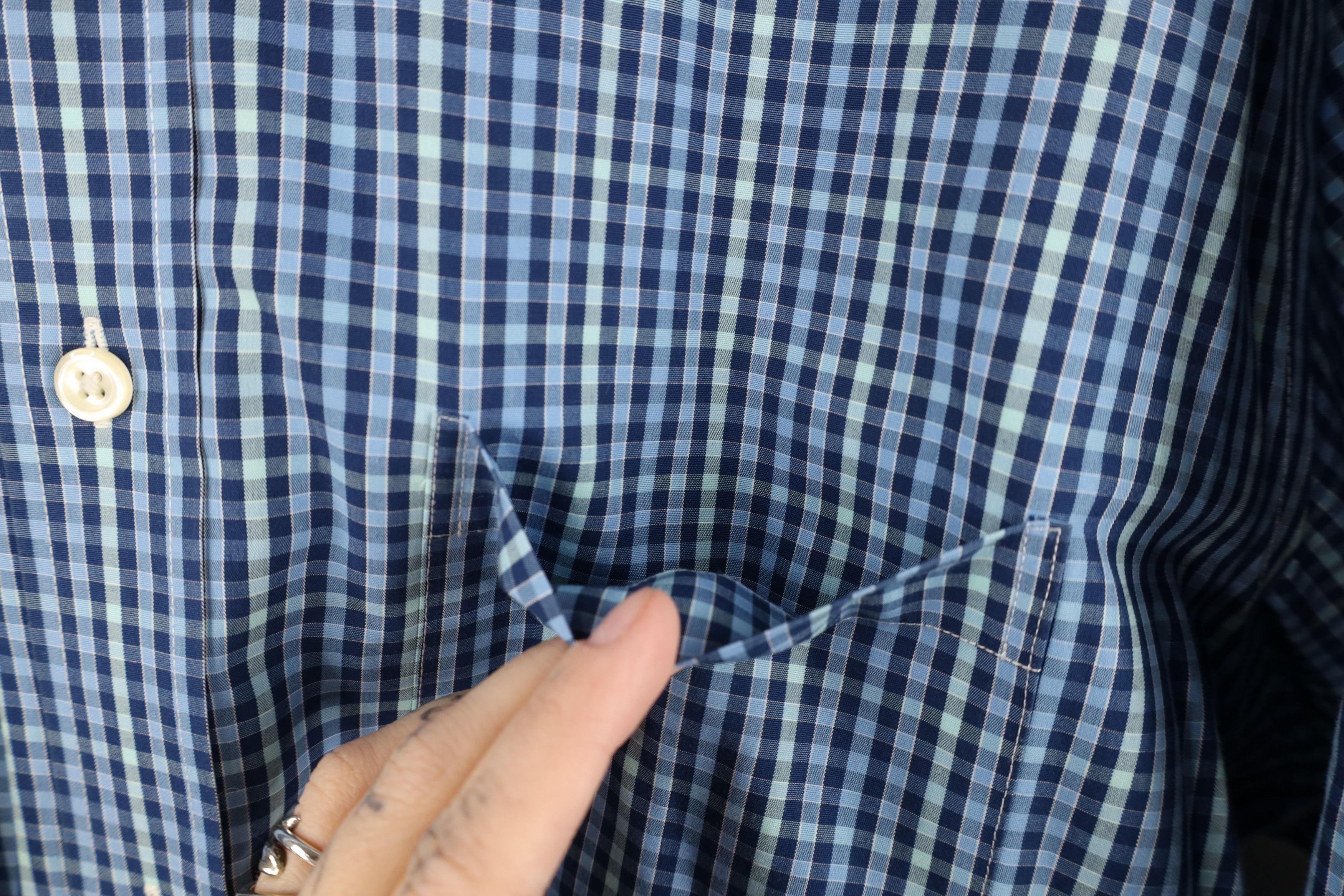 Brooks Brothers Vintage Brooks Brothers Collared Button Down Shirt Plaid Size US XL / EU 56 / 4 - 4 Thumbnail