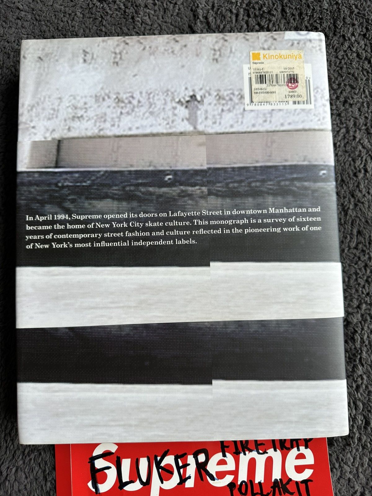 Supreme Supreme Rizzoli book, a hardcover monograph by Rizzoli Size ONE SIZE - 4 Thumbnail