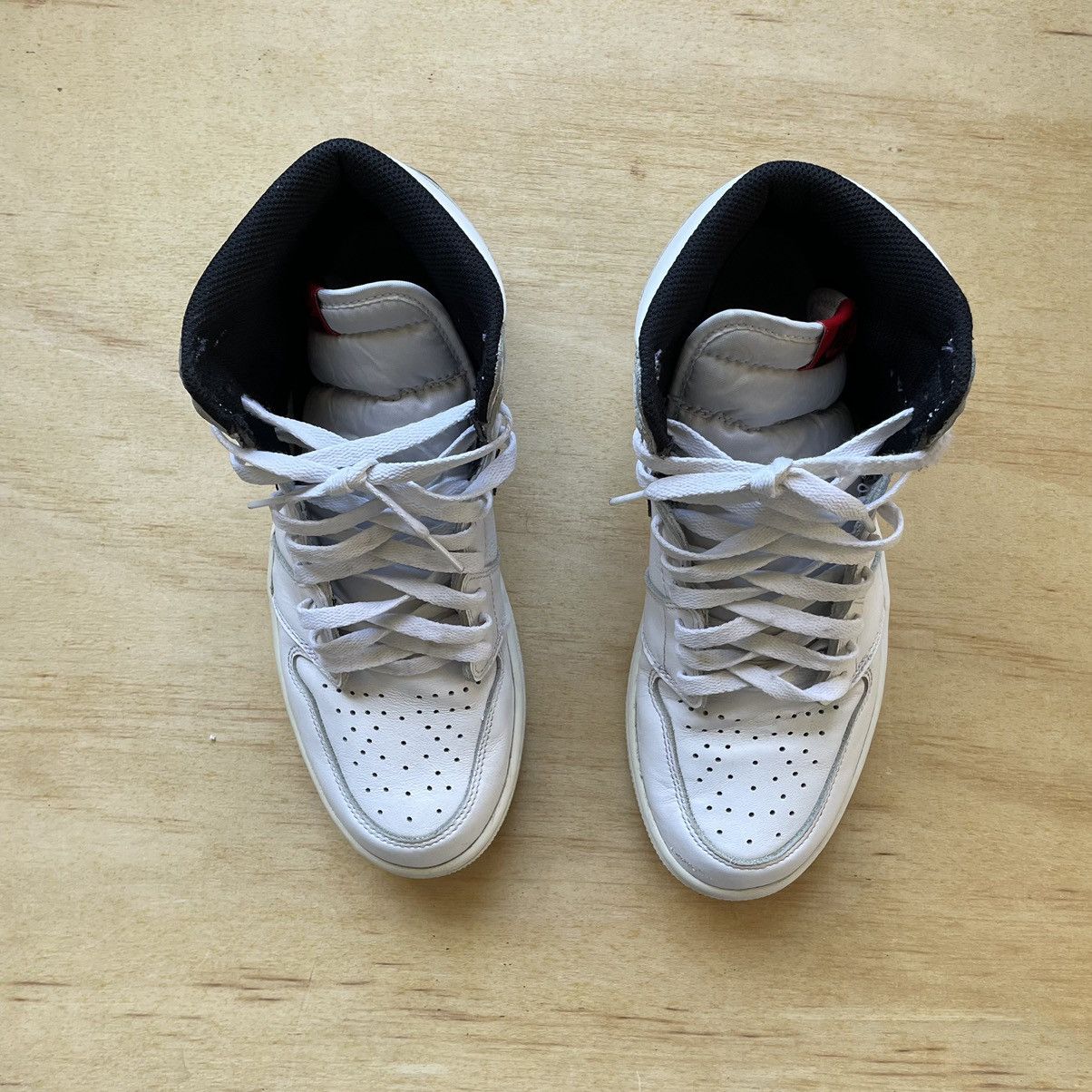 Jordan Brand Jordan 1 Yin Yang White Size US 9.5 / EU 42-43 - 6 Thumbnail