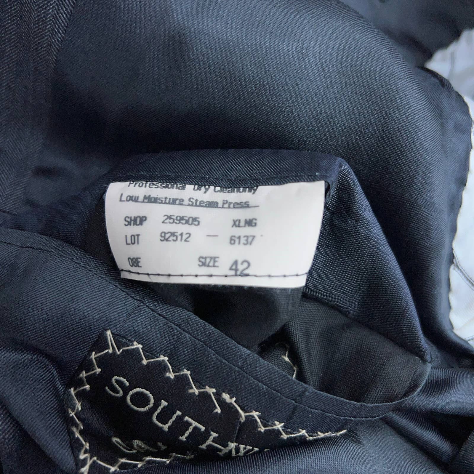 Southwick Southwick Men Sz 44XL Extra Long Suit 2 Piece *TINY FLAW Size 44L - 15 Thumbnail