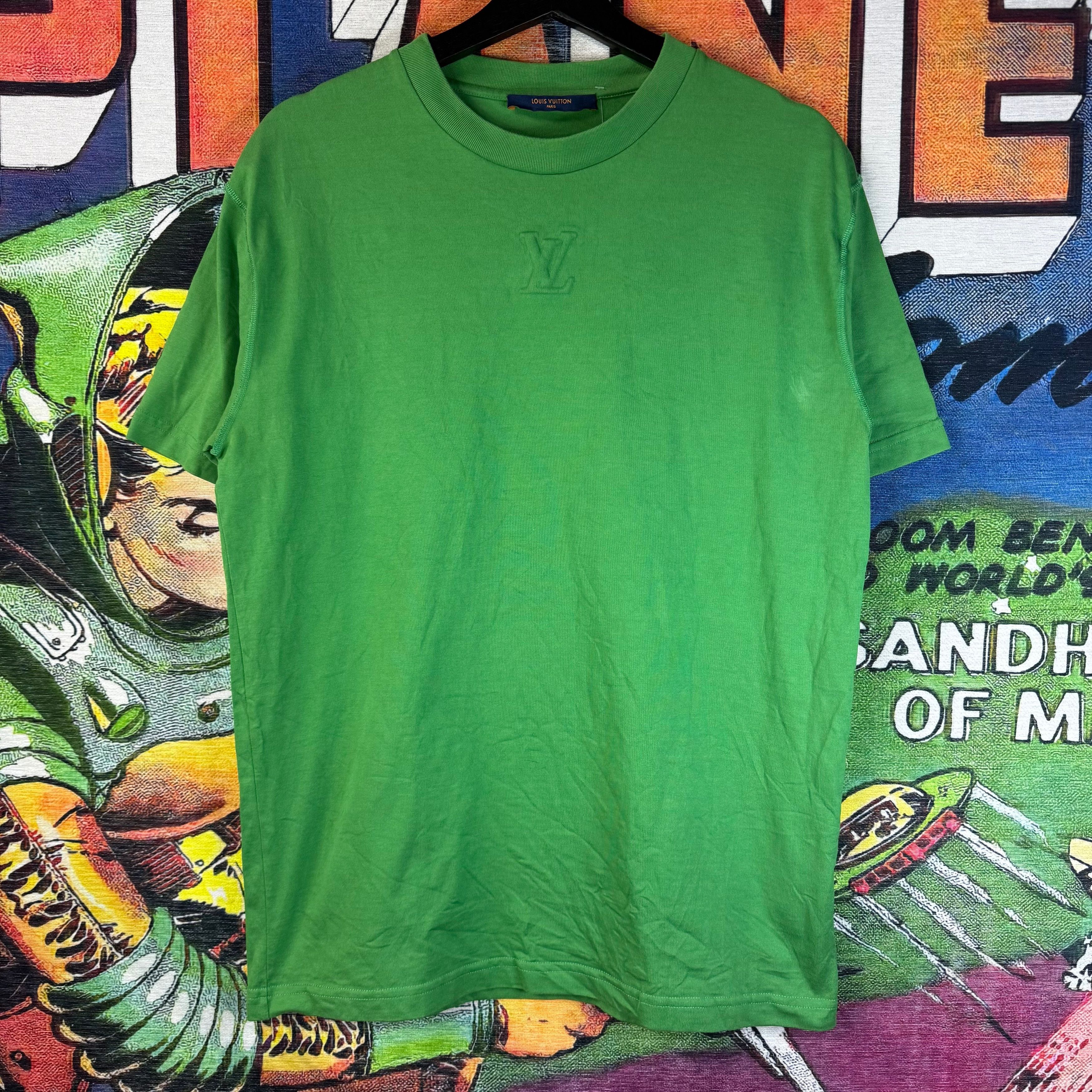 Louis Vuitton Louis Vuitton Debossed LV Green T-shirt Size Medium Size US M / EU 48-50 / 2 - 1 Thumbnail