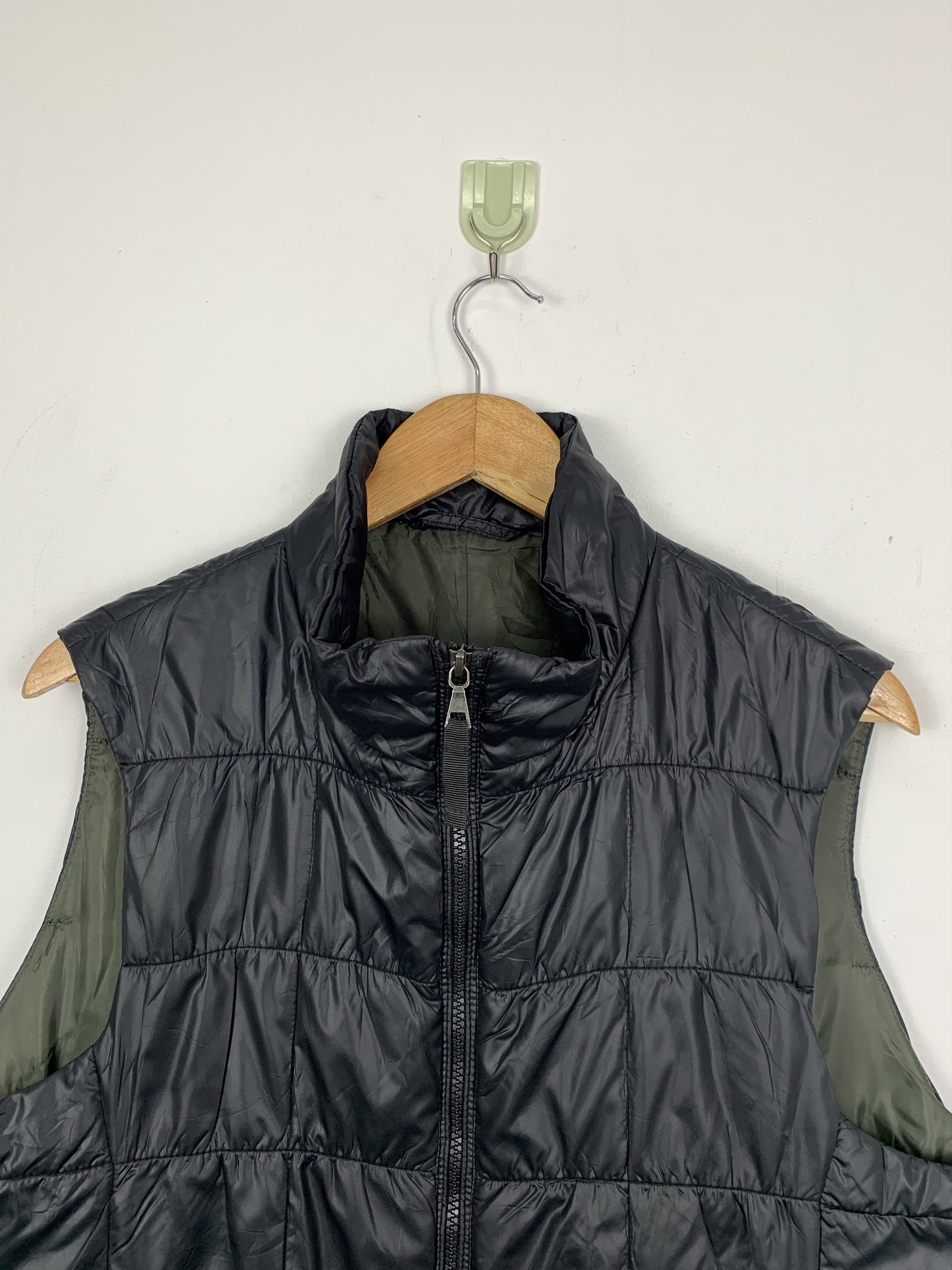 Japanese Brand Japanese Brand Uniqlo Puffer Vest J1380 Size US L / EU 52-54 / 3 - 2 Thumbnail