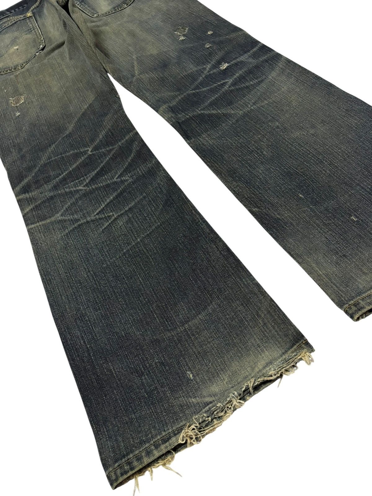Lee Vtg Lee Japan Faded Mud Wash Distressed Jeans Size US 30 / EU 46 - 6 Thumbnail