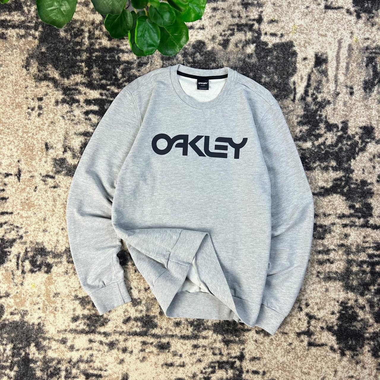 Oakley Oakley Vintage Big Logo Sweatshirt Streetwear Y2K Style Size US XXL / EU 58 / 5 - 1 Thumbnail