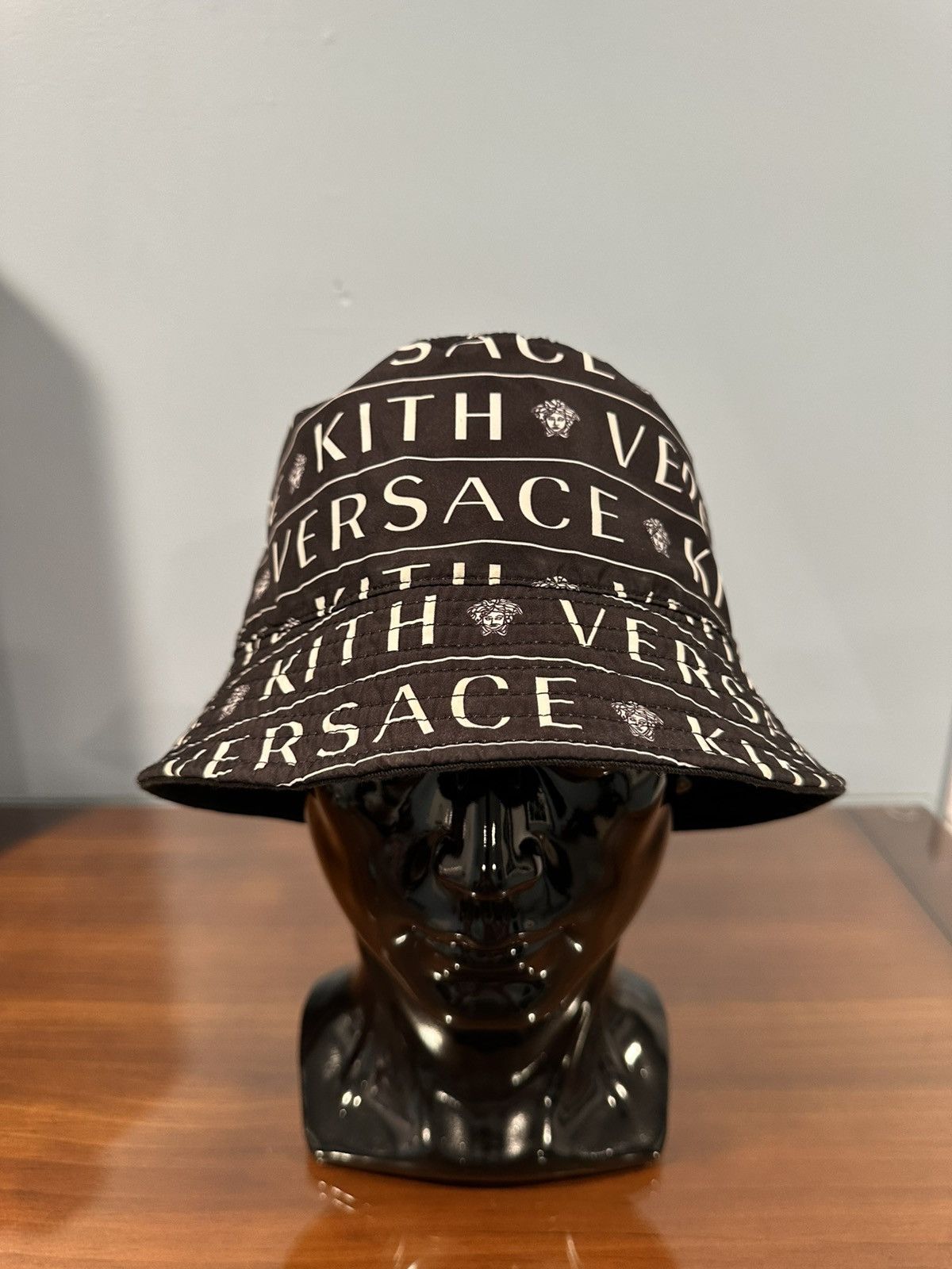 Kith × Versace Kith x Versace Bucket Hat Size ONE SIZE - 3 Thumbnail