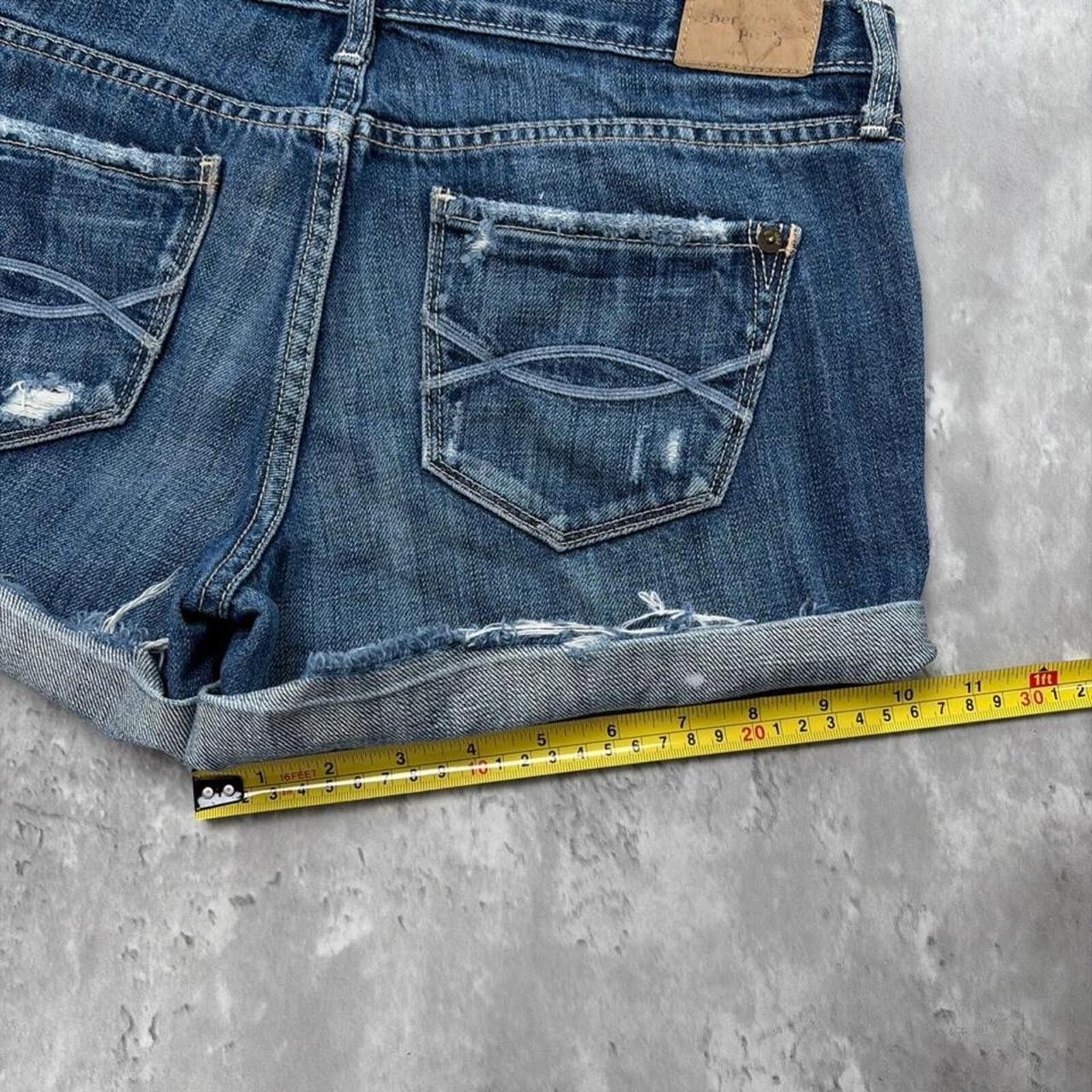 Abercrombie & Fitch Y2K Dark Wash Abercrombie & Fitch Grunge Mini Denim Shorts Size 28" / US 6 / IT 42 - 8 Thumbnail