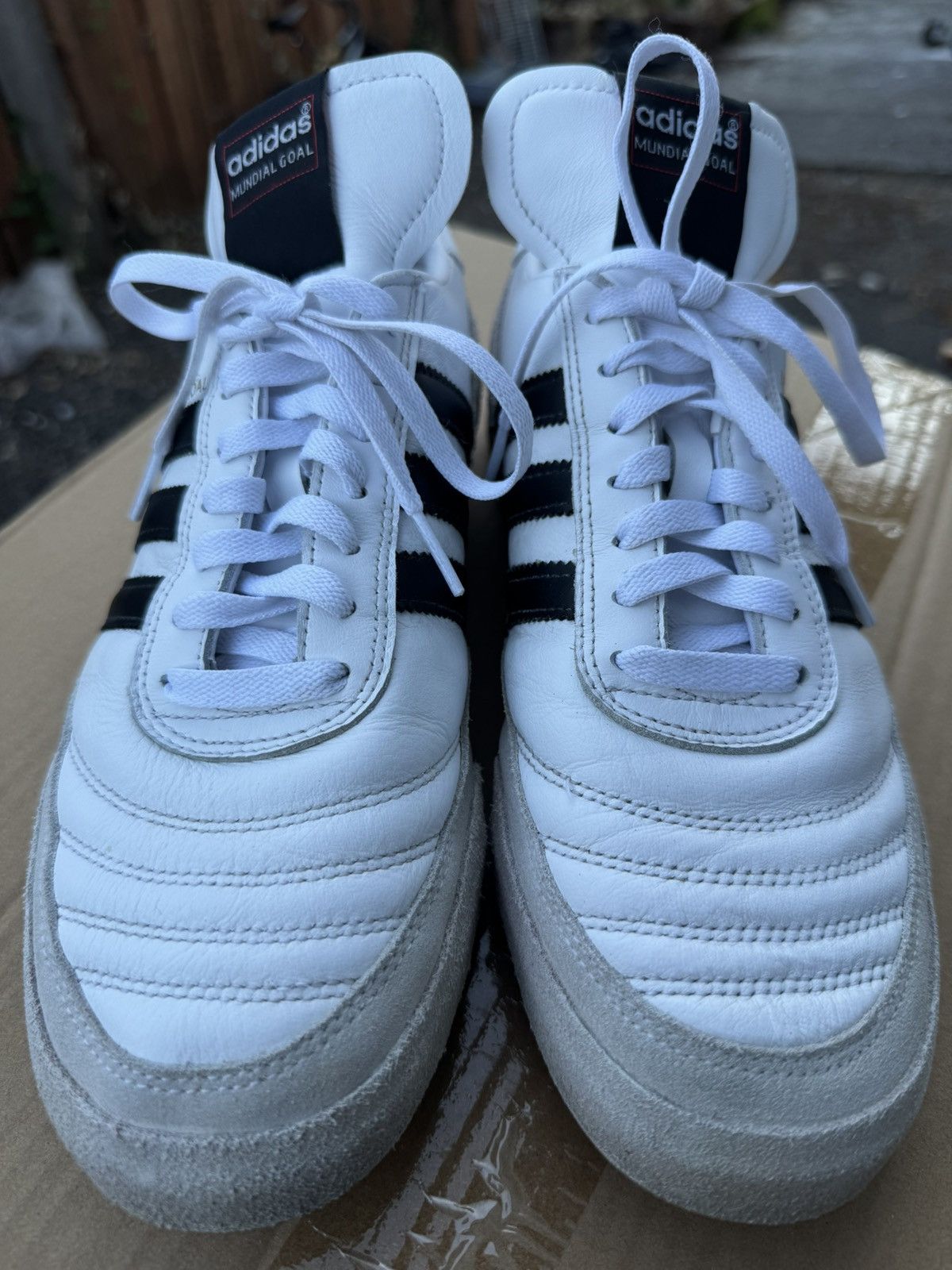 Adidas Adidas Mundial Goal Low Top Soccer Football Shoes Size US 9 / EU 42 - 8 Thumbnail
