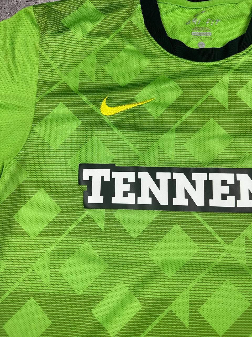 Nike 2010/11 Nike Celtic FC Away Soccer Jersey Size US L / EU 52-54 / 3 - 4 Thumbnail