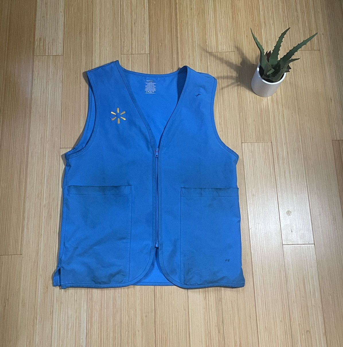 Vintage × Walmart Crazy Rare Authentic Walmart Employee Vest Size US S / EU 44-46 / 1 - 1 Thumbnail