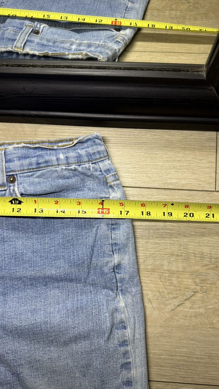 Other Y2K 2000s Tummy Tuck Jeans NYDJ Light Wash Flared Jeans Size 32" / US 10 / IT 46 - 5 Thumbnail