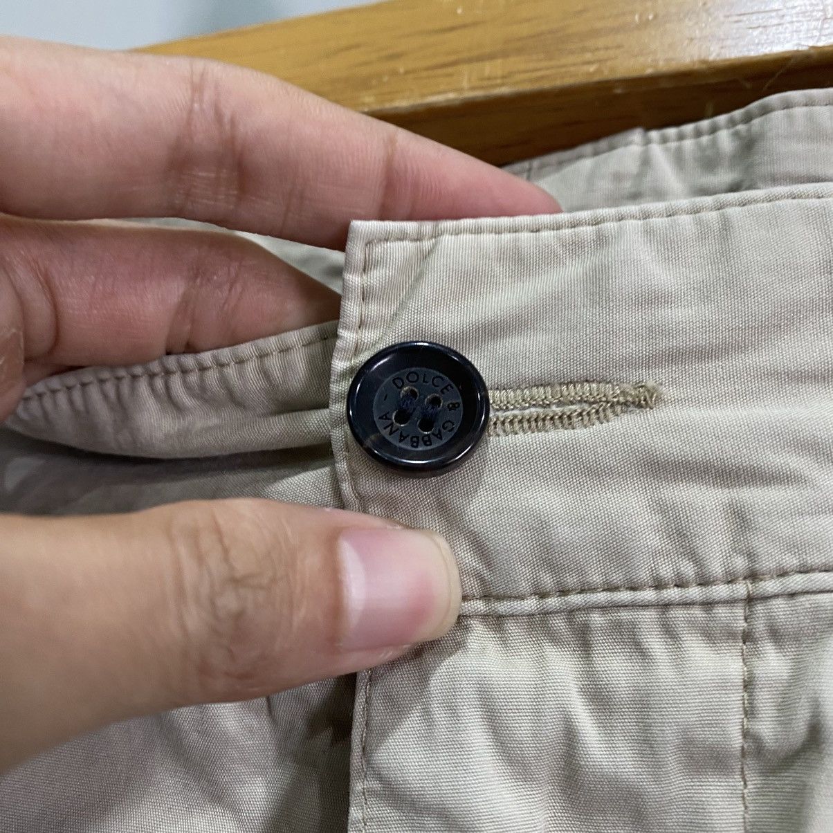 Dolce & Gabbana Vintage Dolce & Gabbana Khaki Cargo Chino Pants - Cream Size US 34 / EU 50 - 13 Thumbnail