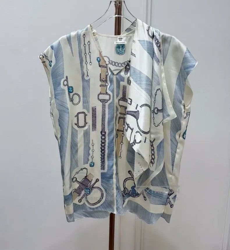 Hermes Hermes Heavyweight Silk Printed Short Sleeve Top Size XS / US 0-2 / IT 36-38 - 1 Thumbnail