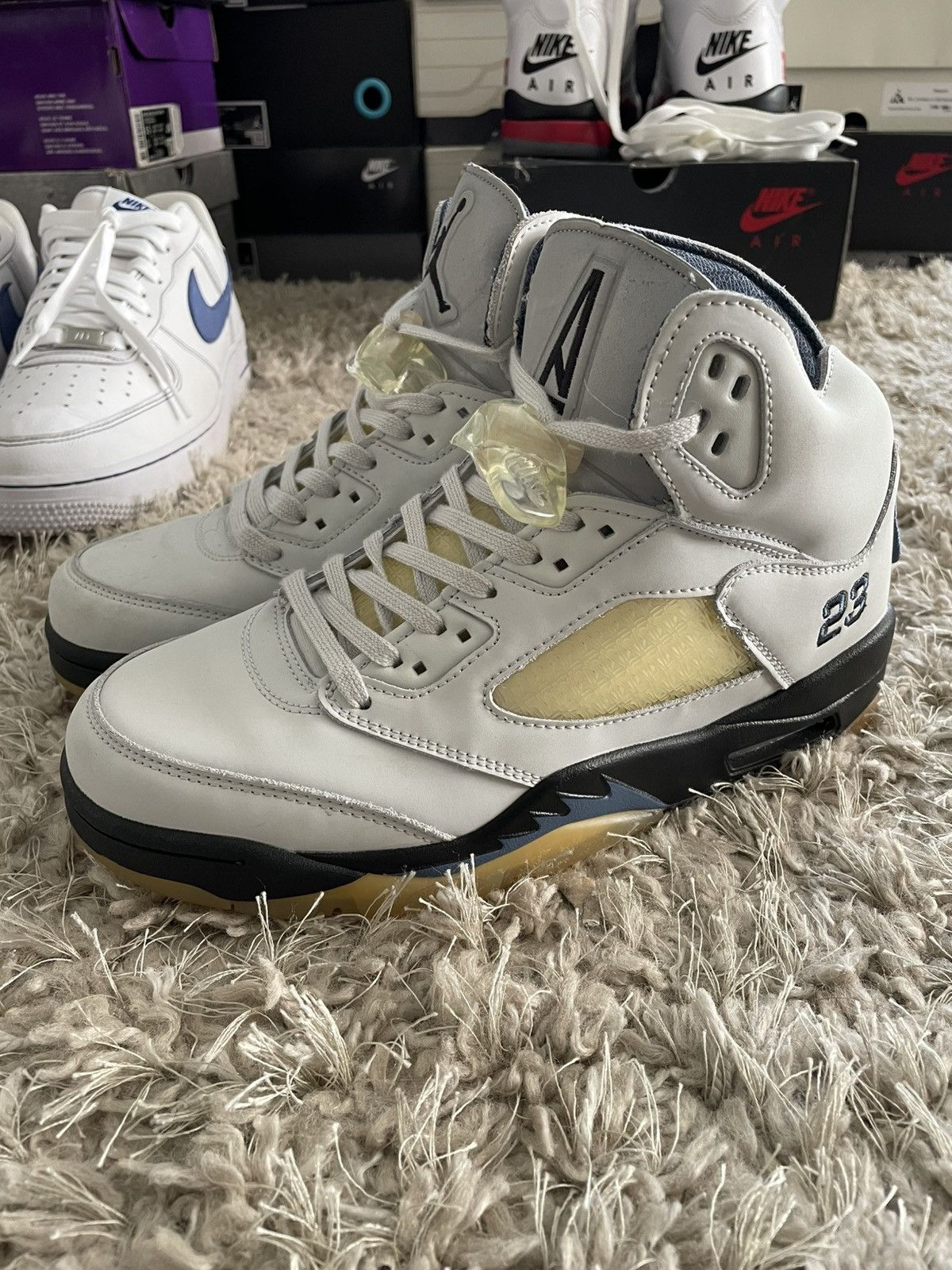 A Ma Maniere × Jordan Brand Jordan 5 A Ma Maniere x Jordan 5 Dawn Size US 7 / EU 40 - 1 Thumbnail