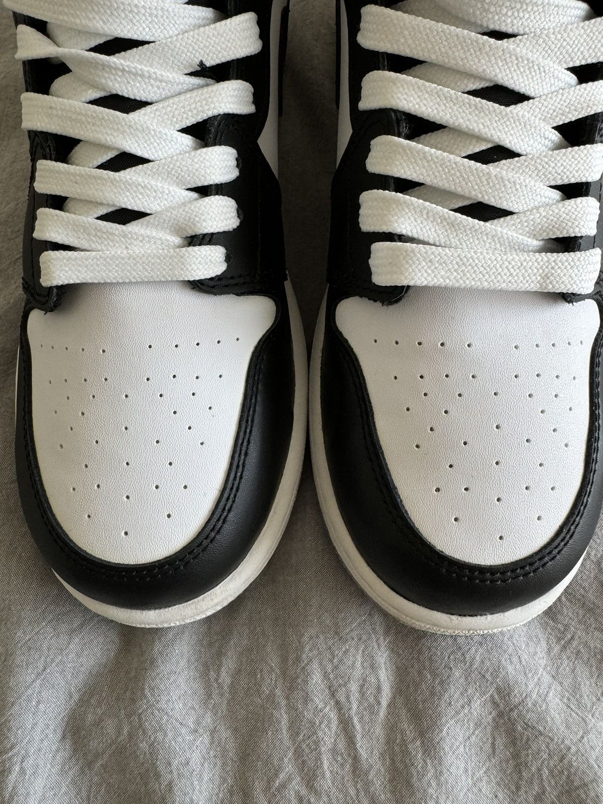 Nike Jordan 1 baron Gs Size 7y Size US 7 / EU 40 - 10 Thumbnail