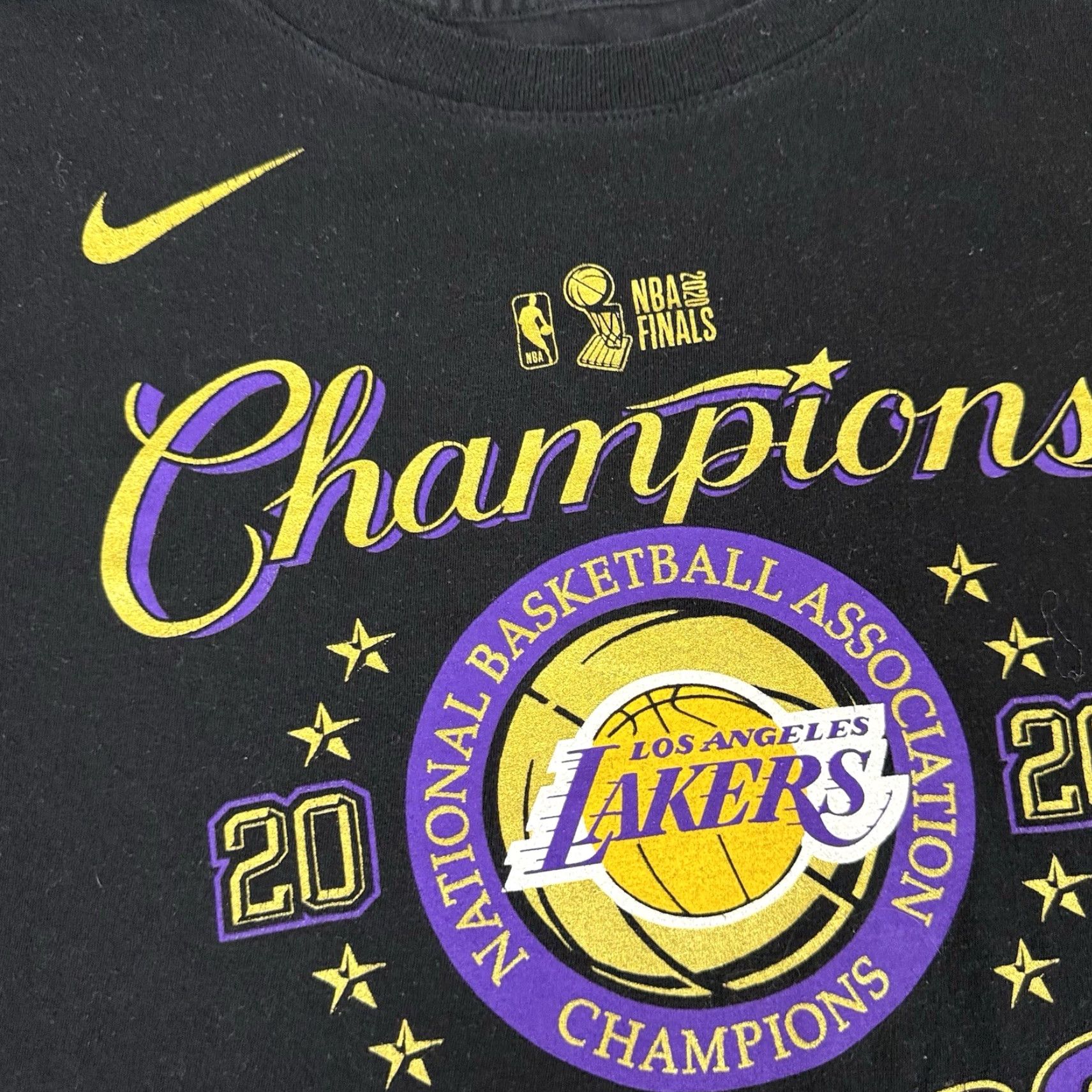 Nike Nike Lakers T Shirt Mens XXL Black 2020 Championship Locker Room LAL Shirt Size US XXL / EU 58 / 5 - 3 Thumbnail