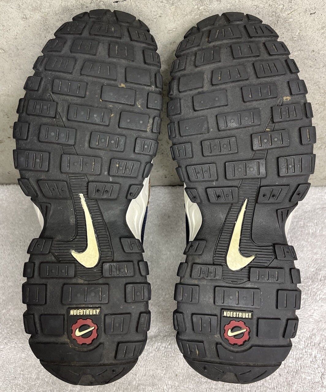 Nike Vintage Nike Air Ndestrukt Hiking Outdoor Shoes Brown Size 8 Size US 8 / EU 41 - 4 Thumbnail
