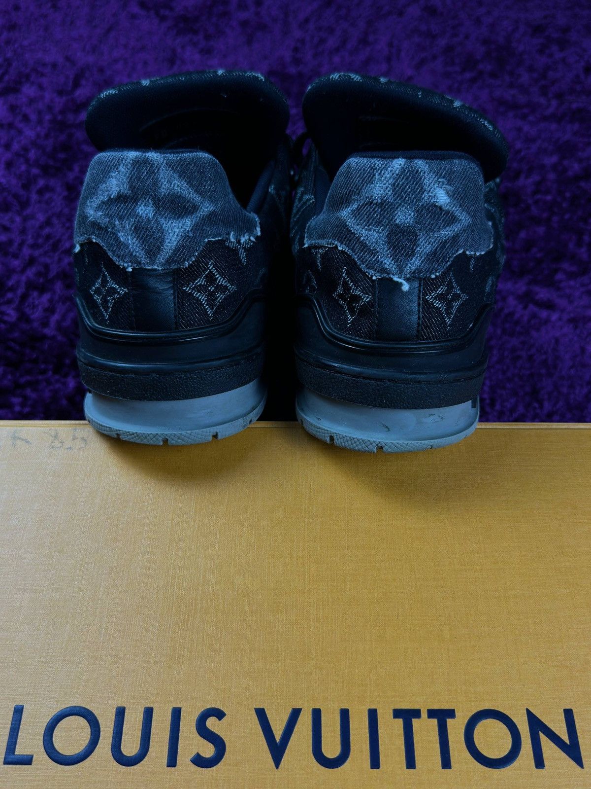 Louis Vuitton Louis Vuitton Trainer Size US 8.5 / EU 41-42 - 4 Thumbnail
