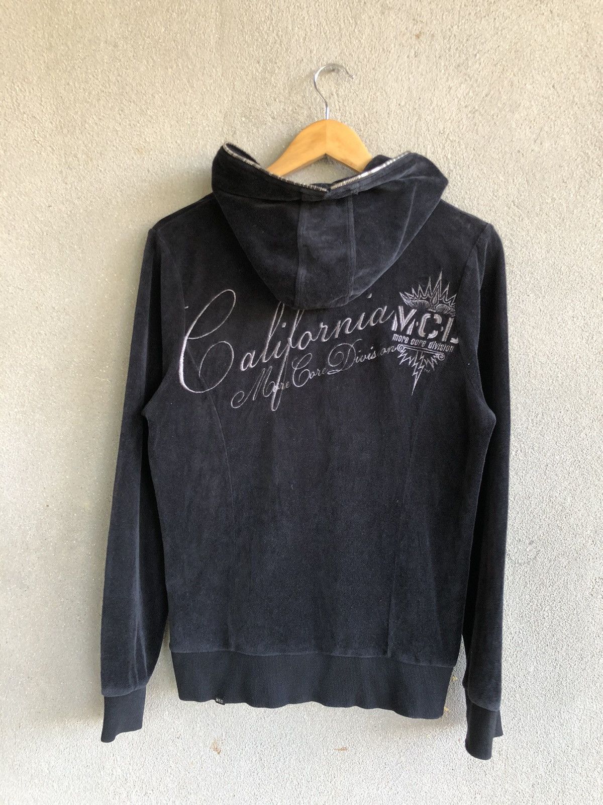 Japanese Brand Vintage More Core Division velvet full zipper hoodie Size US S / EU 44-46 / 1 - 3 Thumbnail
