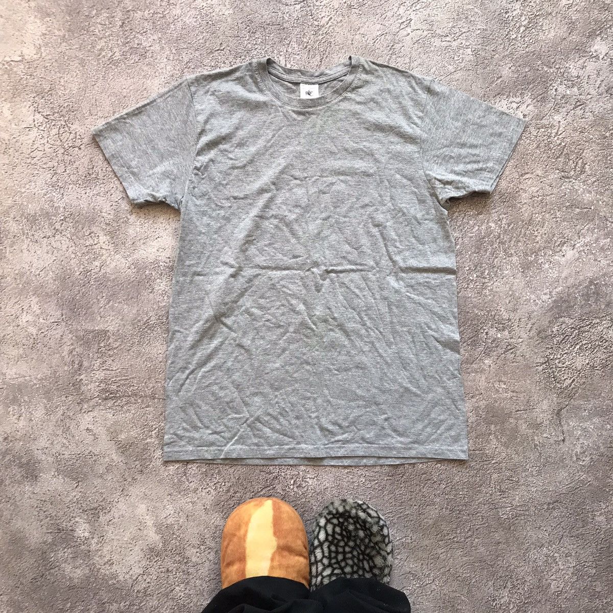 Vintage Vintage 90s Sun Faded Graphic Tee Charlie Where Art Y2K M Size US M / EU 48-50 / 2 - 5 Thumbnail