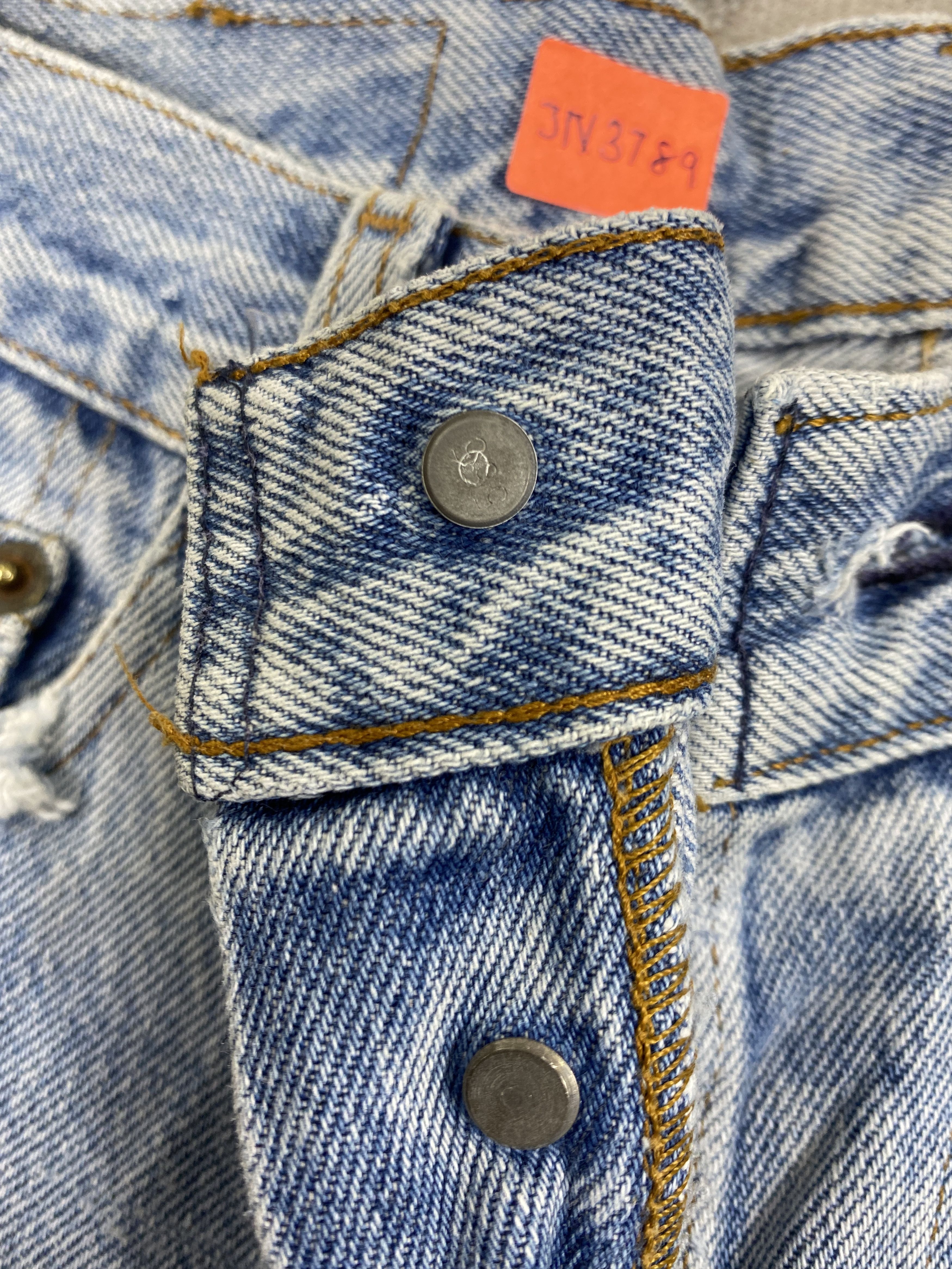 Levi's Vintage Levi's 501 Light Blue Jeans 29x32.5- JN3789 Size US 29 - 7 Thumbnail