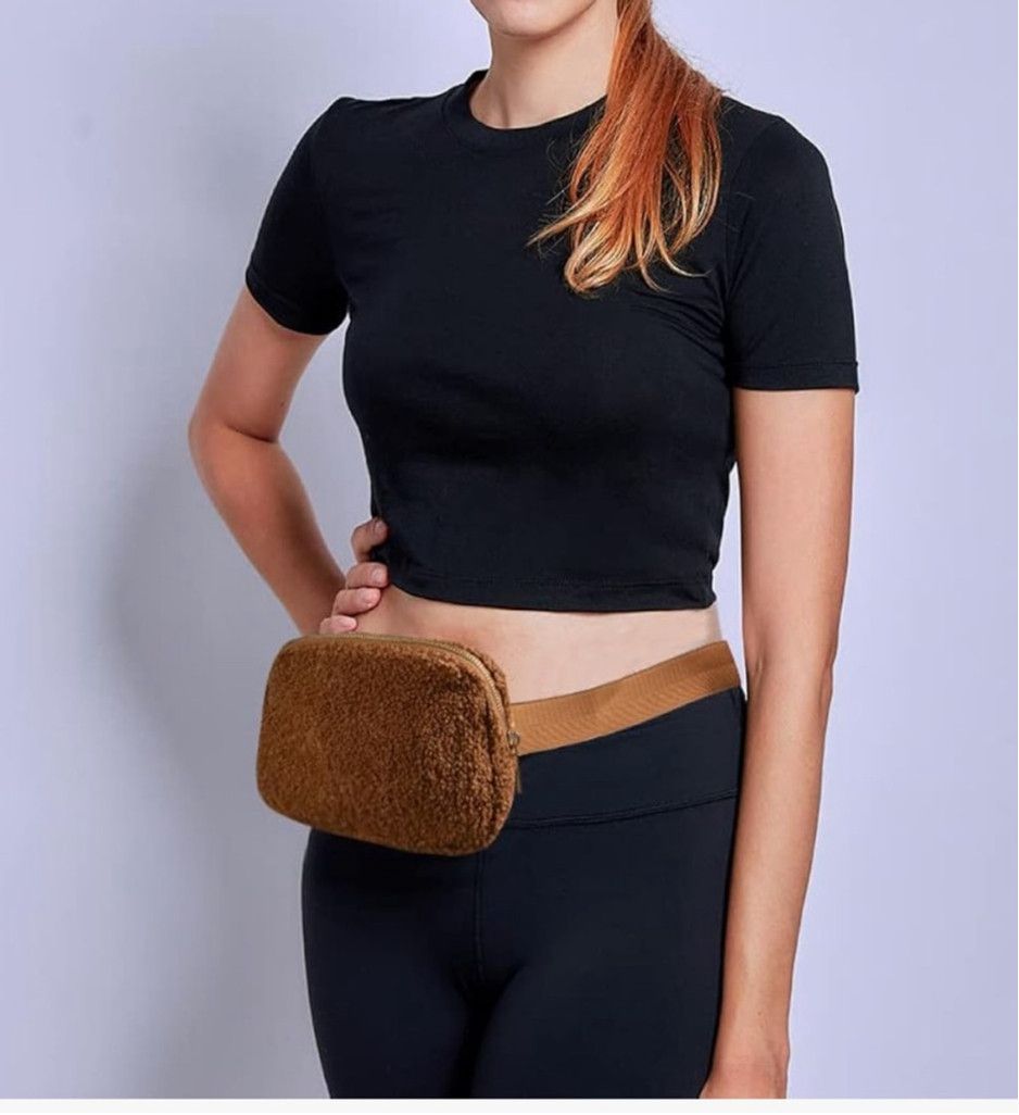 The Unbranded Brand NWOT Sherpa Fleece Belt Bag Gold Hardware Crossbody Brown Size ONE SIZE - 2 Thumbnail