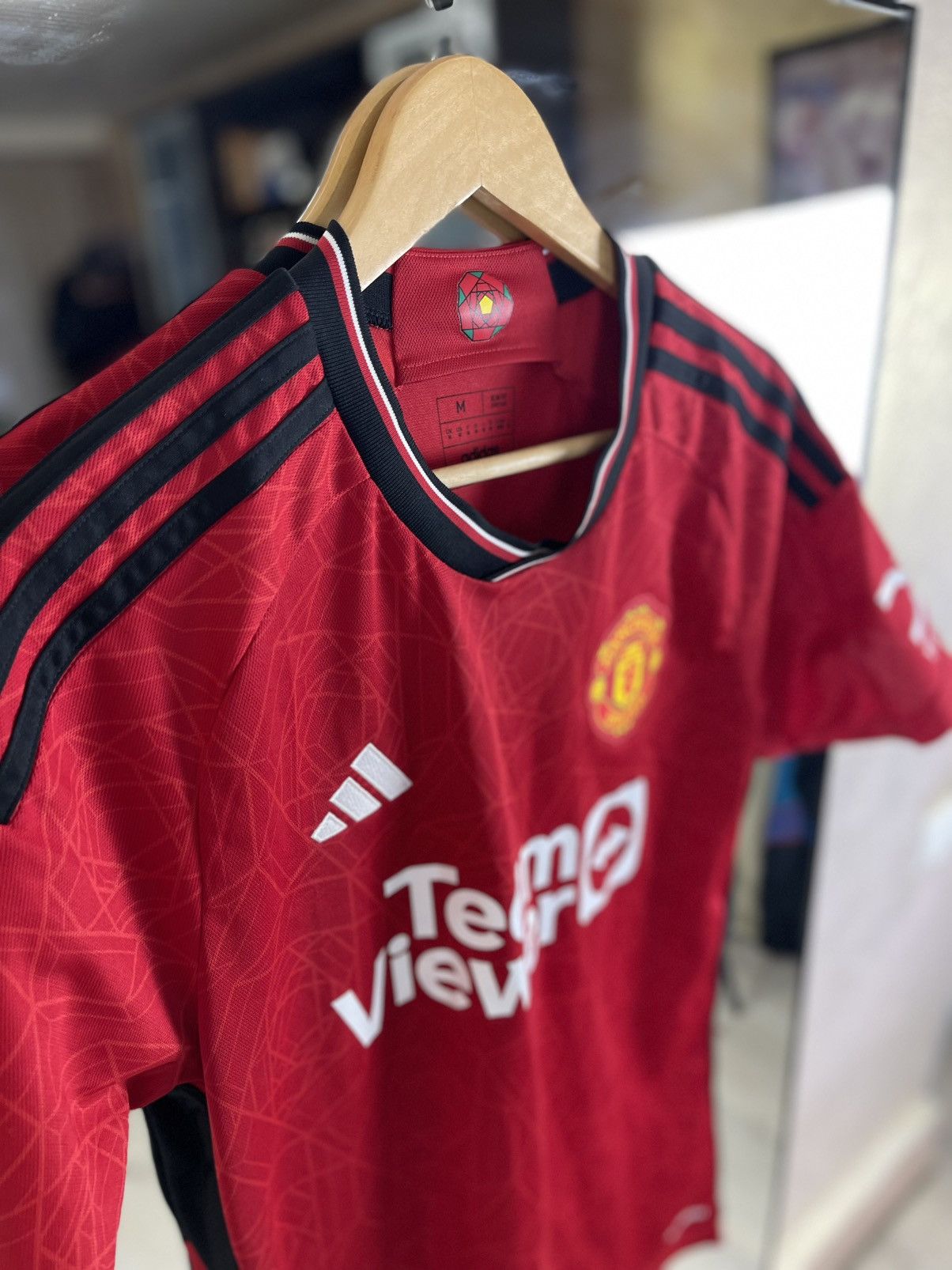 Adidas 23/24 Manchester United Home Jersey / Aeroready Tech Fabric Size US M / EU 48-50 / 2 - 6 Thumbnail