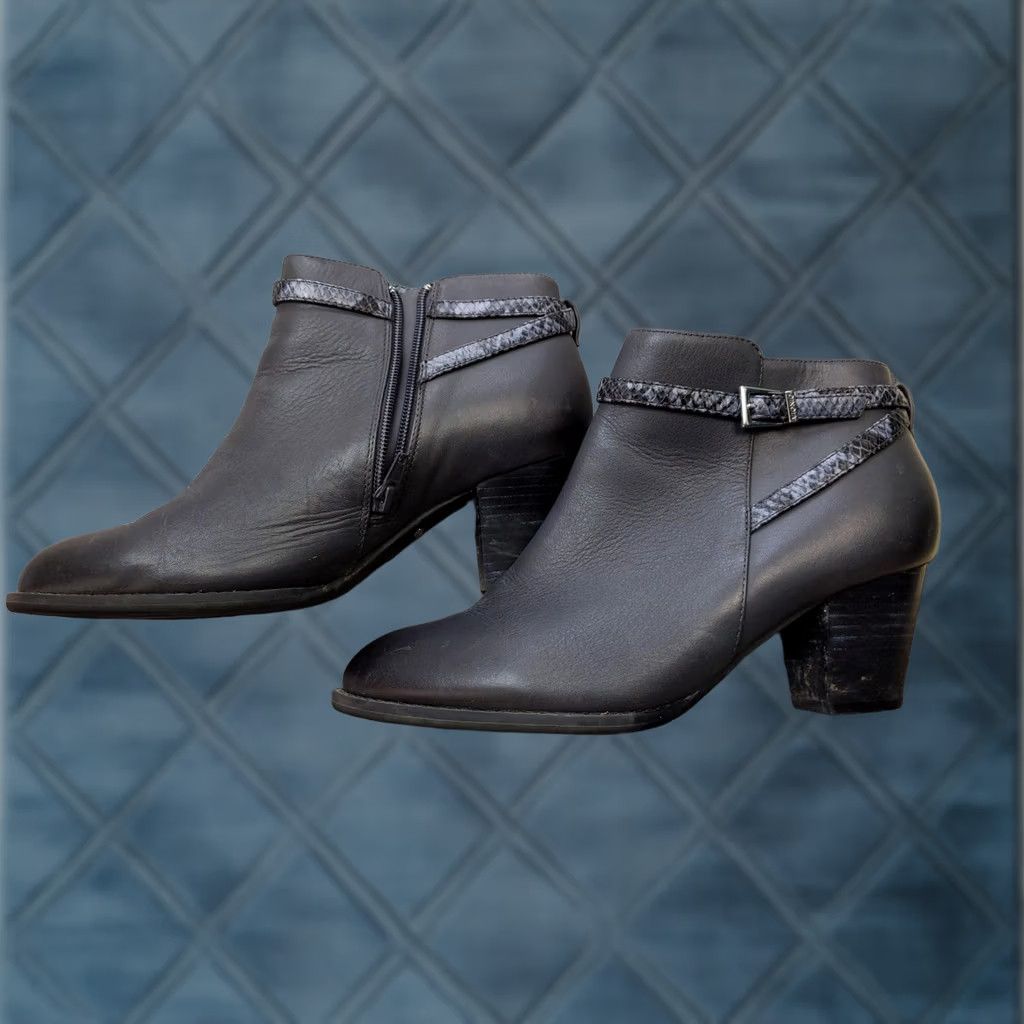 Vionic Vionic Womens Bootie Size 8 Black Leather Ankle Zip Buckle Wide W4453 Mid Heel Block Turtle Snakeskin Pattern Boot Size US 8 / IT 38 - 1 Thumbnail