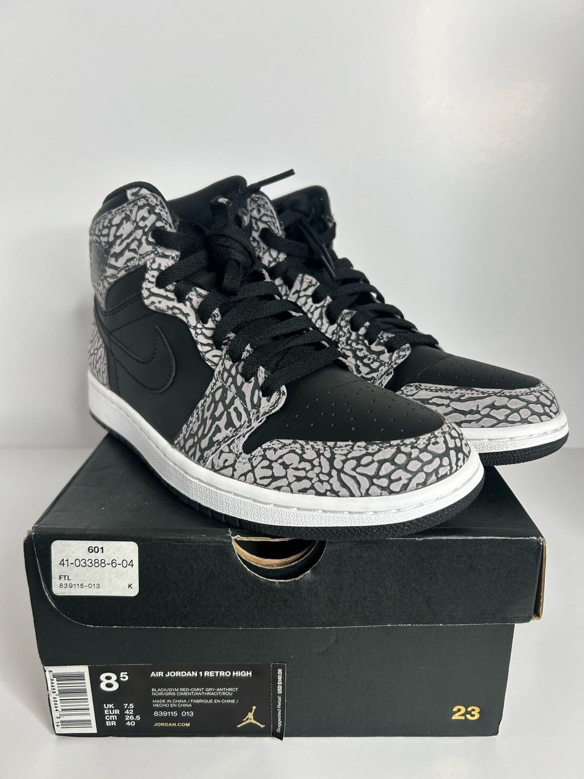 Jordan 1 Un Supreme | Grailed