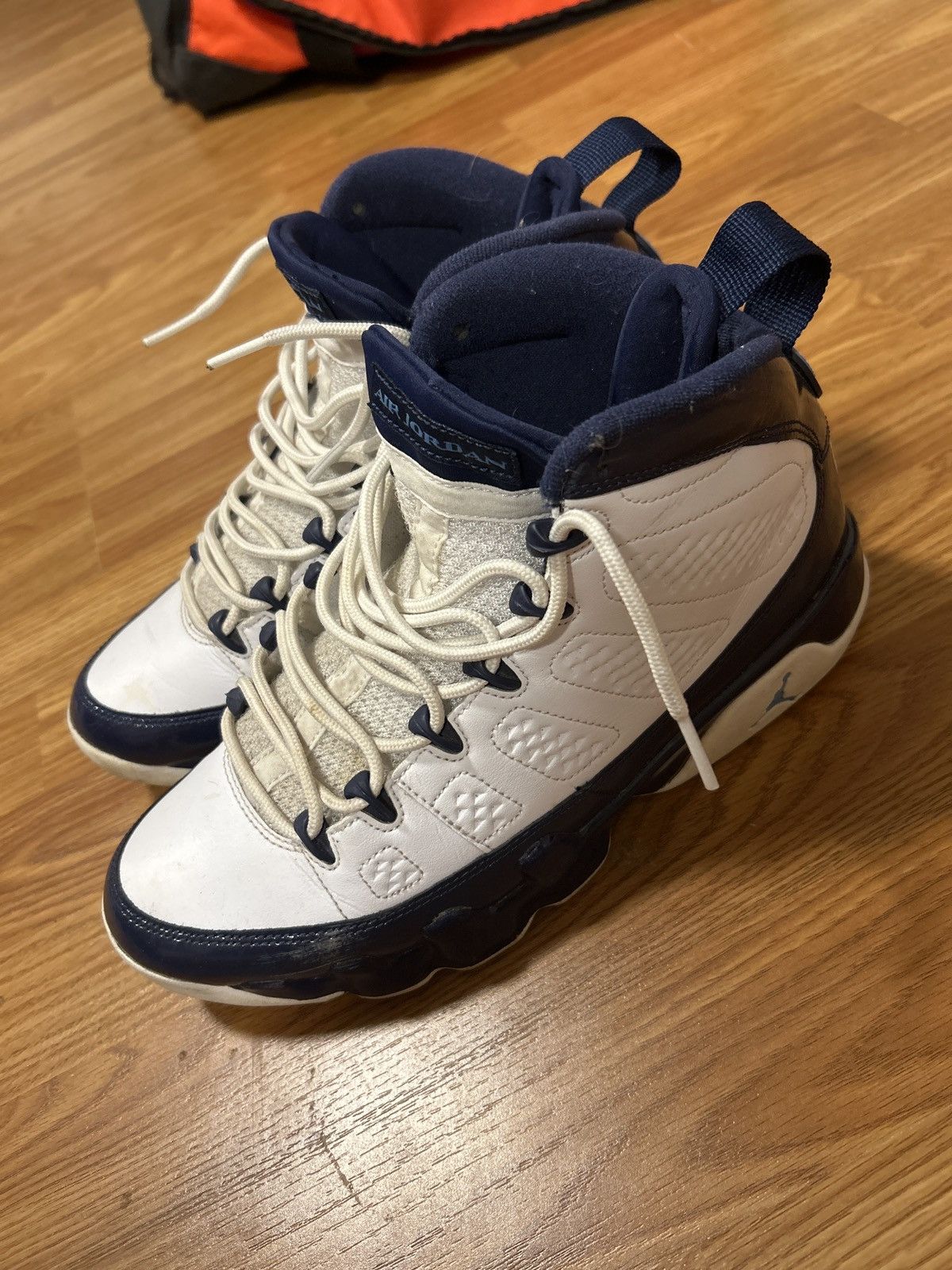 Air Jordan Retro 'UNC Pearl Blue