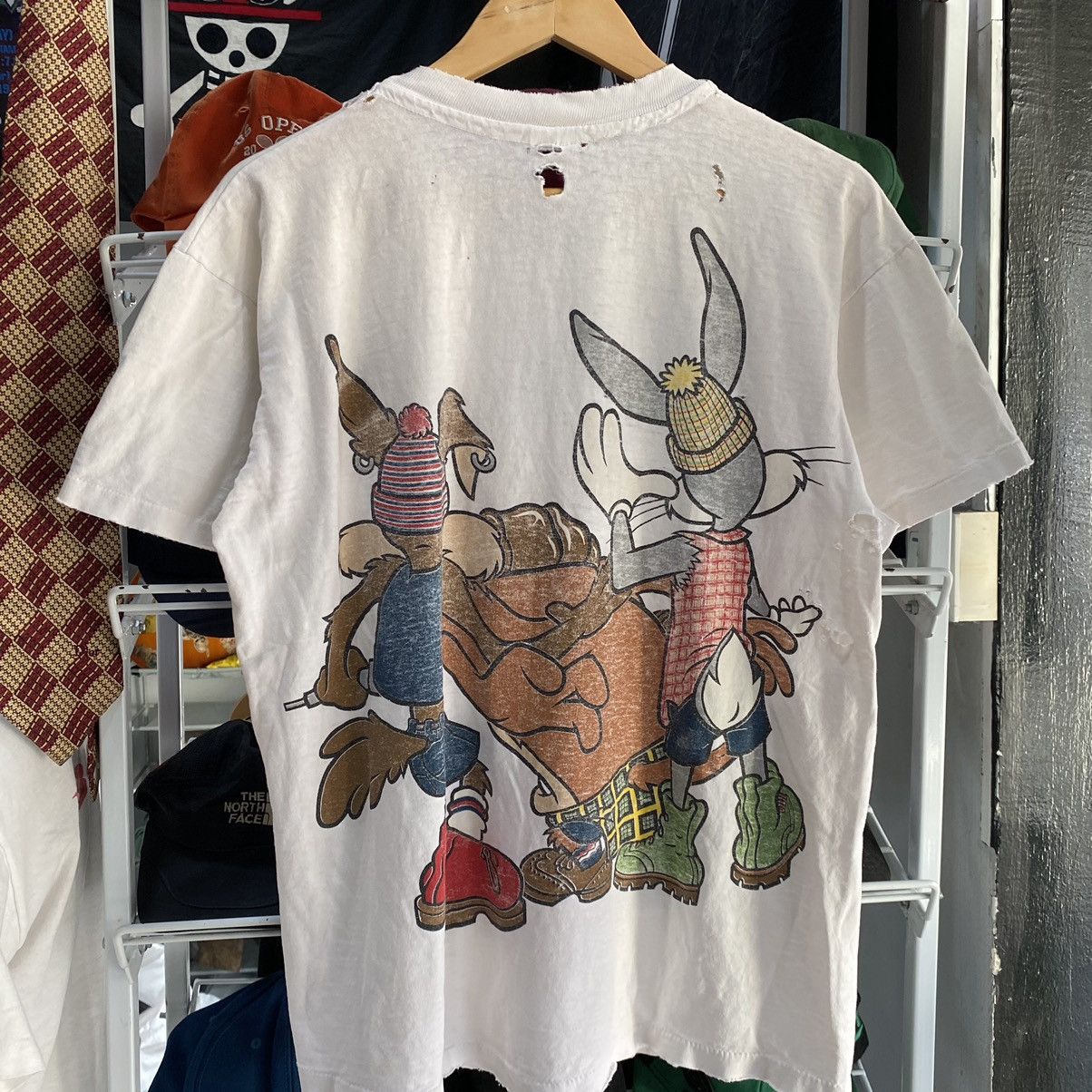 Cartoon Network × Vintage × Warner Bros Vintage Looney Tunes Tazmania Rap HipHop Squad Tees T Shirts Size US L / EU 52-54 / 3 - 12 Thumbnail