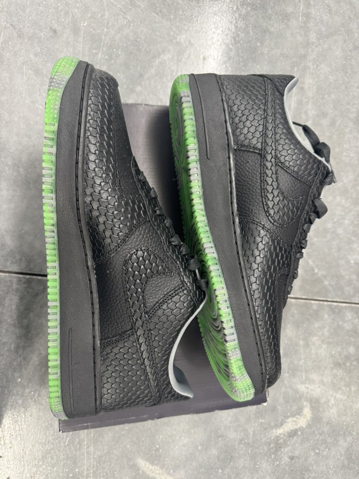 Nike Nike Air Force 1 Halloween PRM Size US 11 / EU 44 - 3 Thumbnail