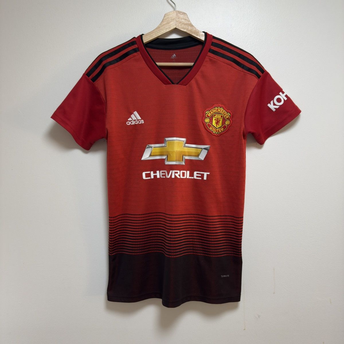 Adidas Adidas Manchester Untied 2018 Soccer Jersey Small Size US S / EU 44-46 / 1 - 2 Thumbnail