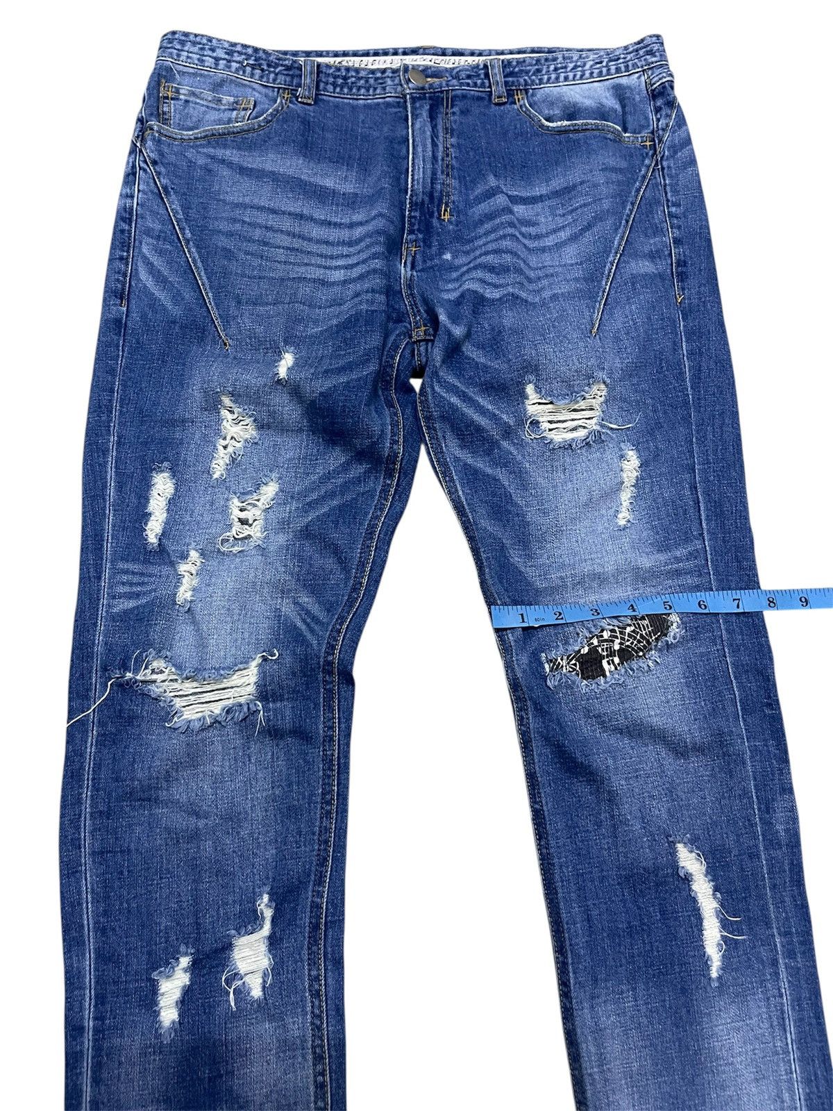 Number (N)ine Number N(ine) Skiny Jeans Distressed Size US 33 - 12 Thumbnail