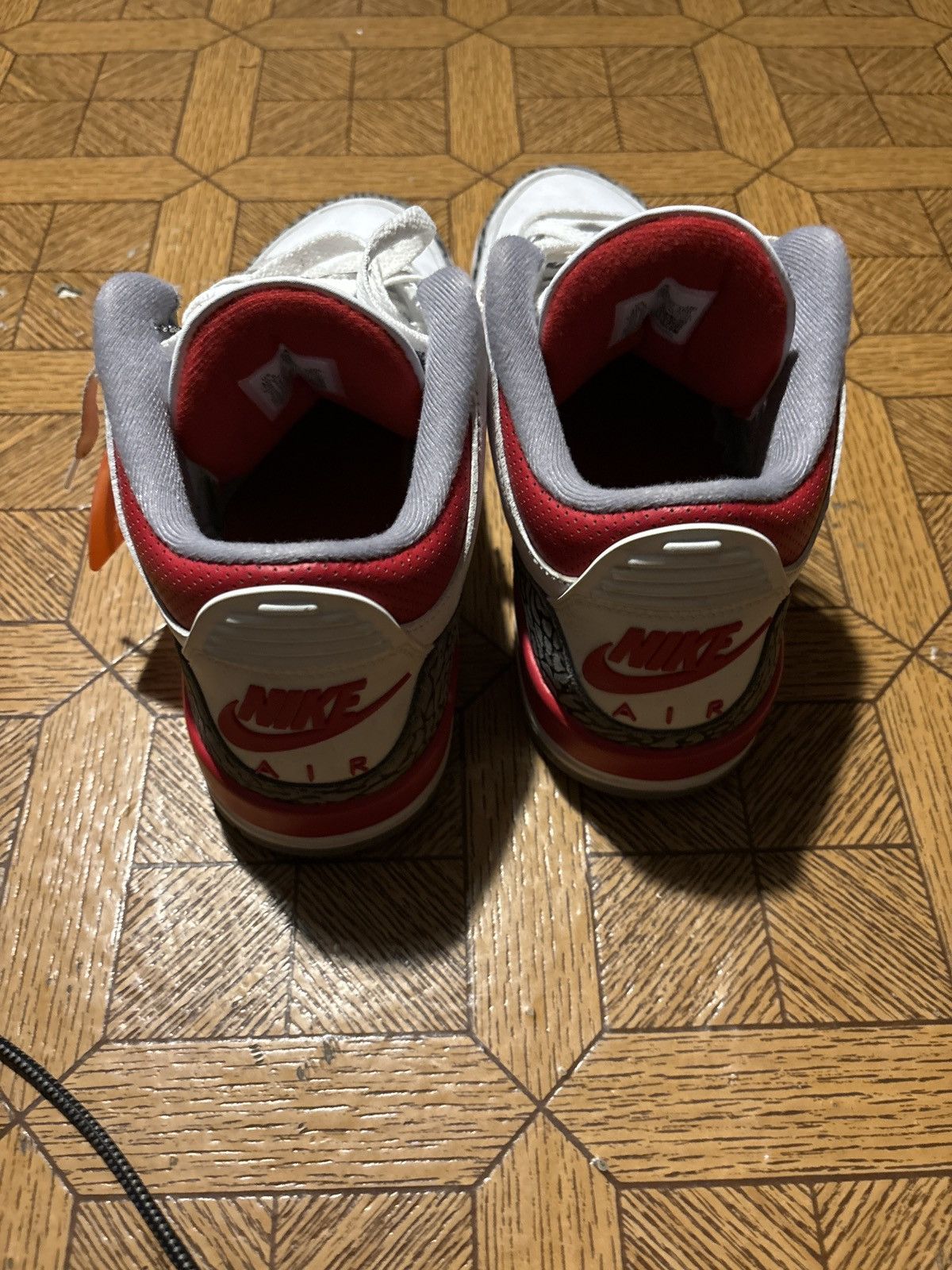 Nike Air Jordan 3 Fire Red Size US 10.5 / EU 43-44 - 3 Thumbnail