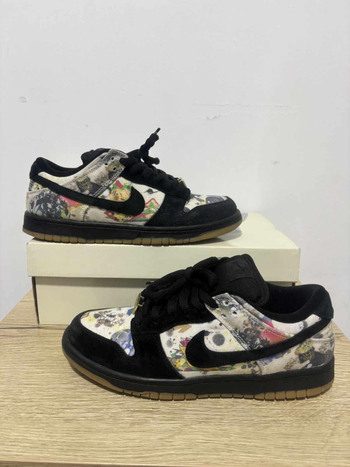 Nike SB Dunk sb supreme remelzze 8.5 Size US 8.5 / EU 41-42 - 1 Thumbnail