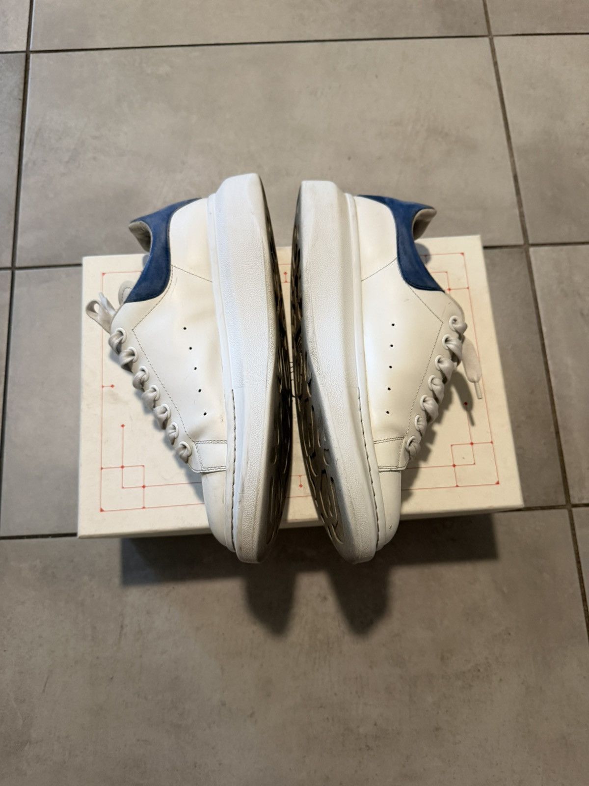 Alexander McQueen Mcqueen Oversized Sneakers Size US 9 / EU 42 - 2 Thumbnail