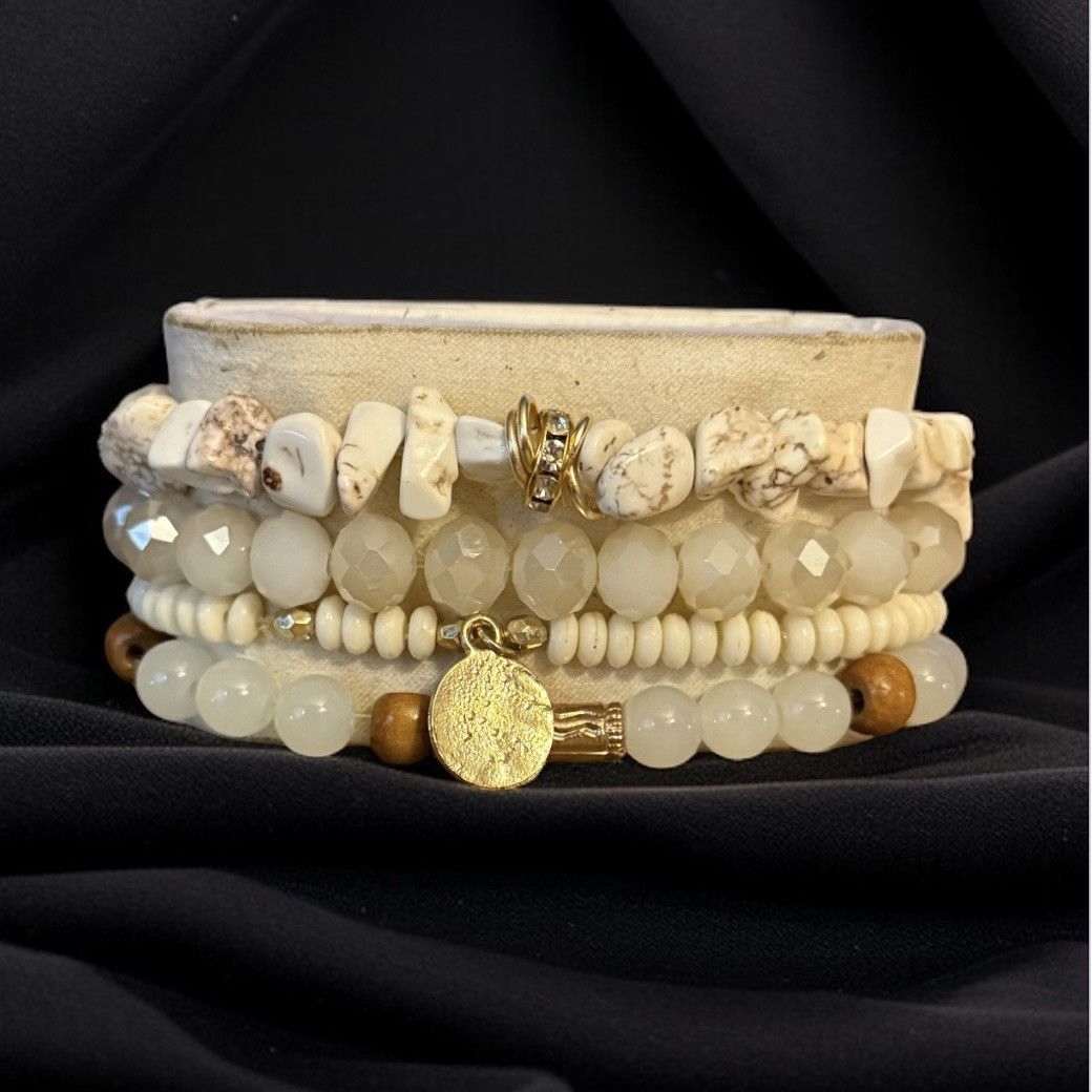 Other Boho mixed bead stretch bracelets Size ONE SIZE - 1 Thumbnail