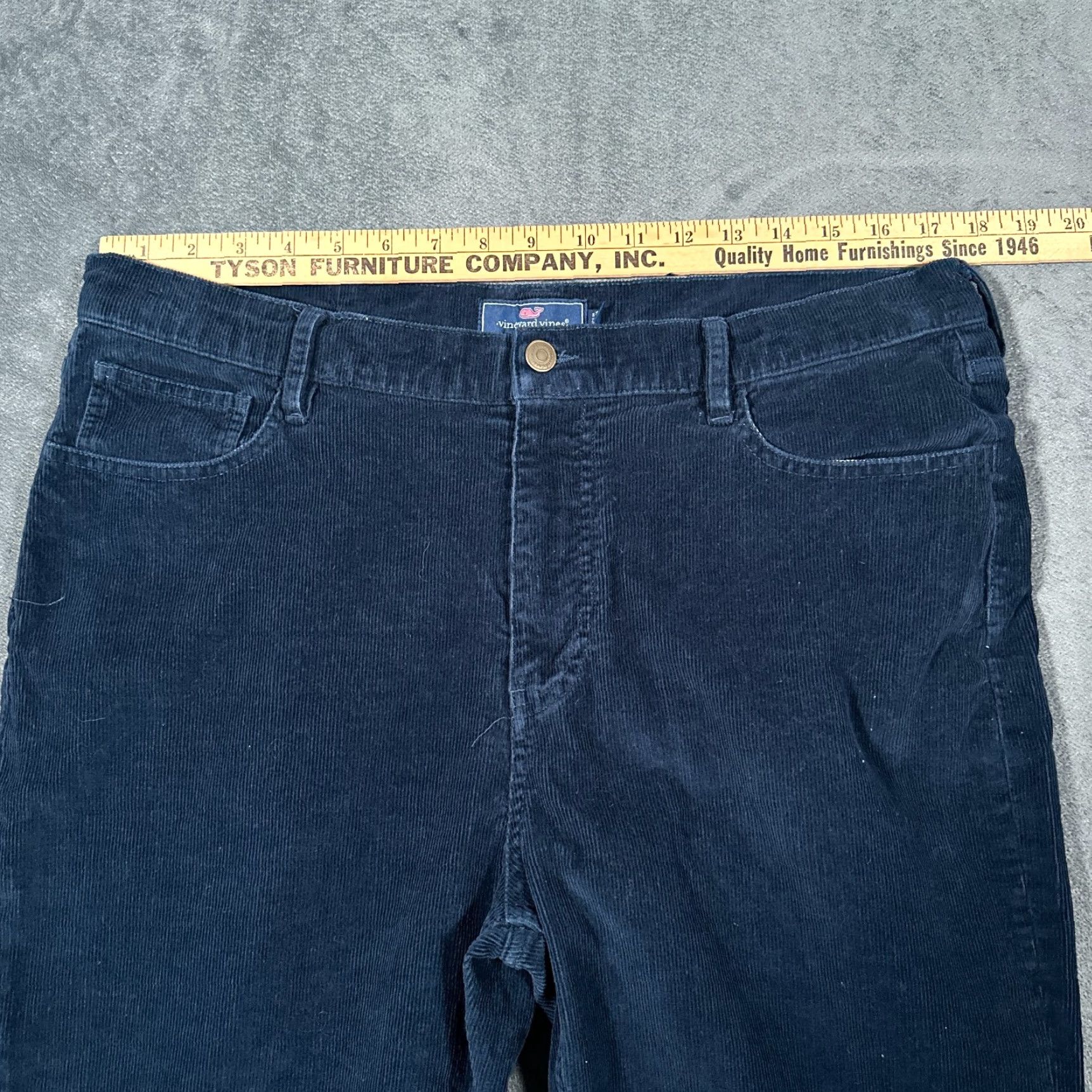 Vineyard Vines Vineyard Vines Corduroy Pants Mens 35x32 Navy Blue Pinwale Stretch Straight Leg Size US 35 - 6 Thumbnail
